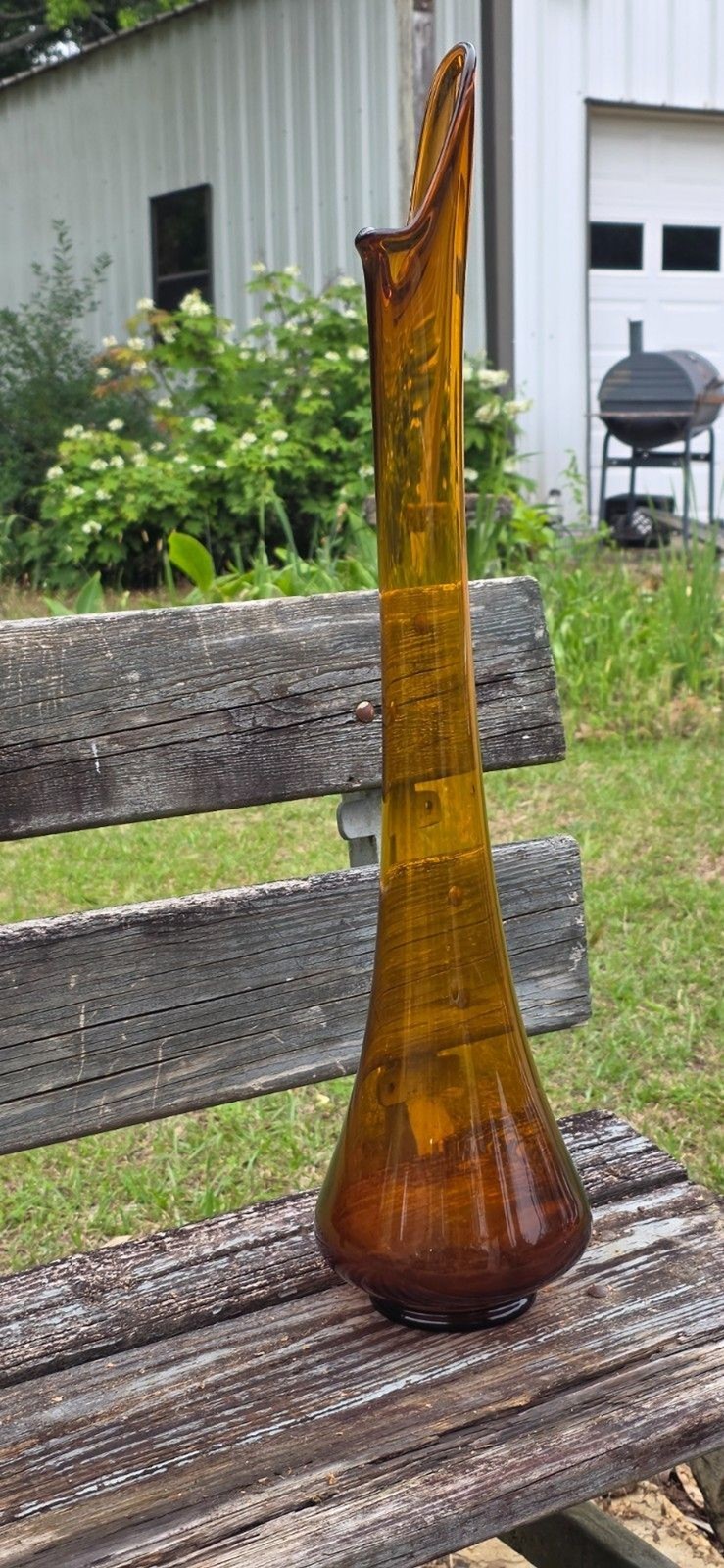 LE Smith Hand Swung Glass 28.5″ Tall Floor Vase Simplicity/ Smoothie Fat Bottom