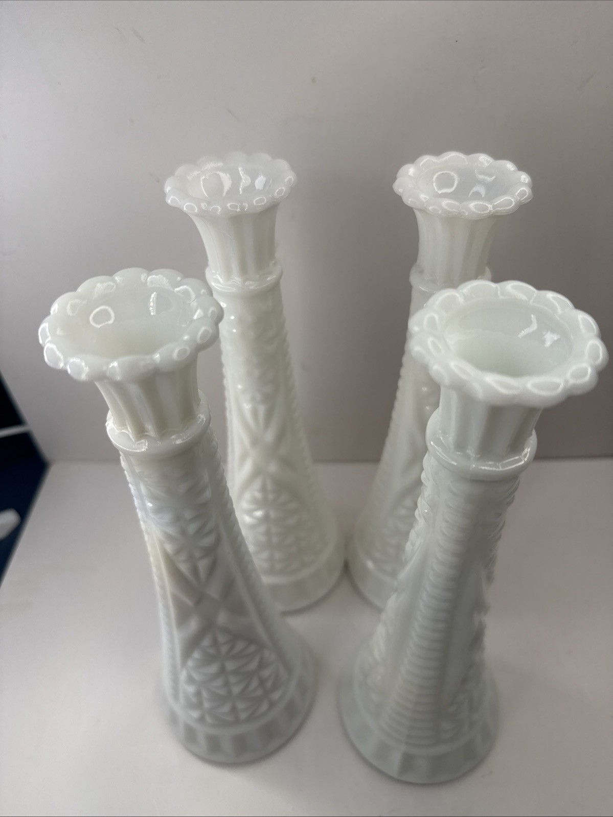 Lot of 4 Vintage Milk Glass Vases 9″ Anchor Hocking Stars & Bars Hoosier Wedding