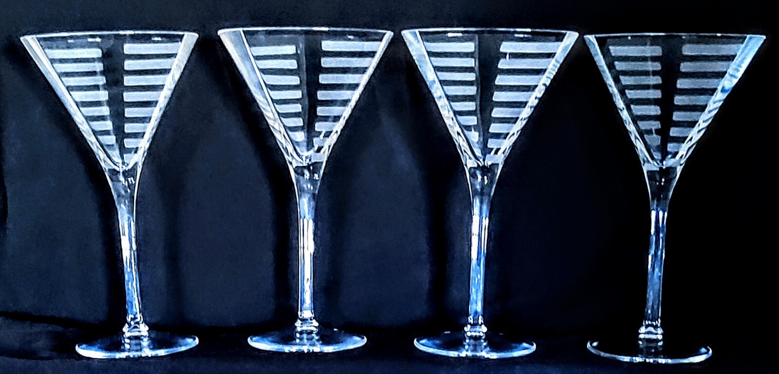 MIKASA CHEERS CRYSTAL GEOMETRIC CUT MARTINI GLASSES, 11 LARGE 10 OZ STEMS, MINT