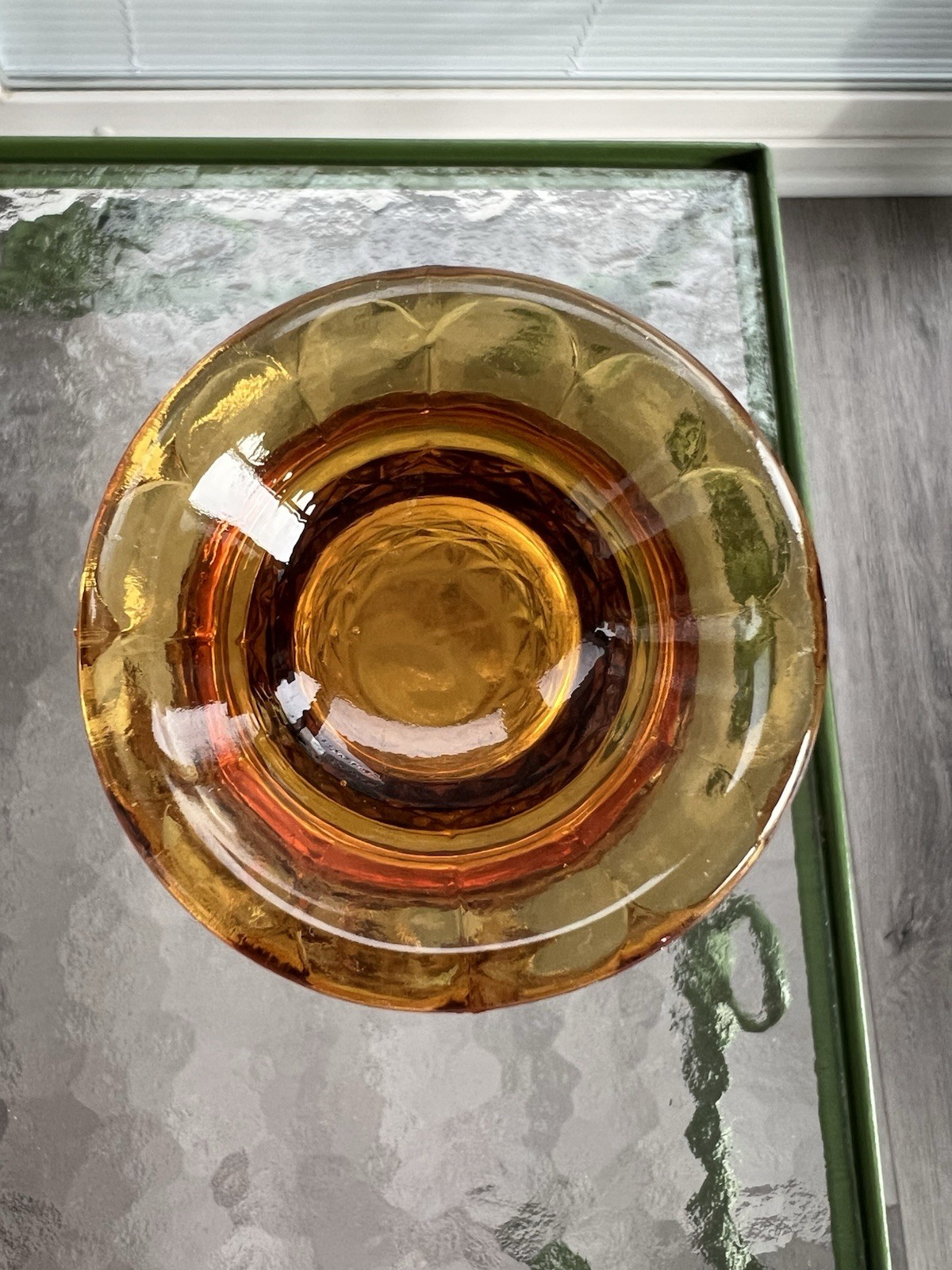 ￼ Vintage Rainbow, Amber swung diamond pattern 8 1/2 inch vase