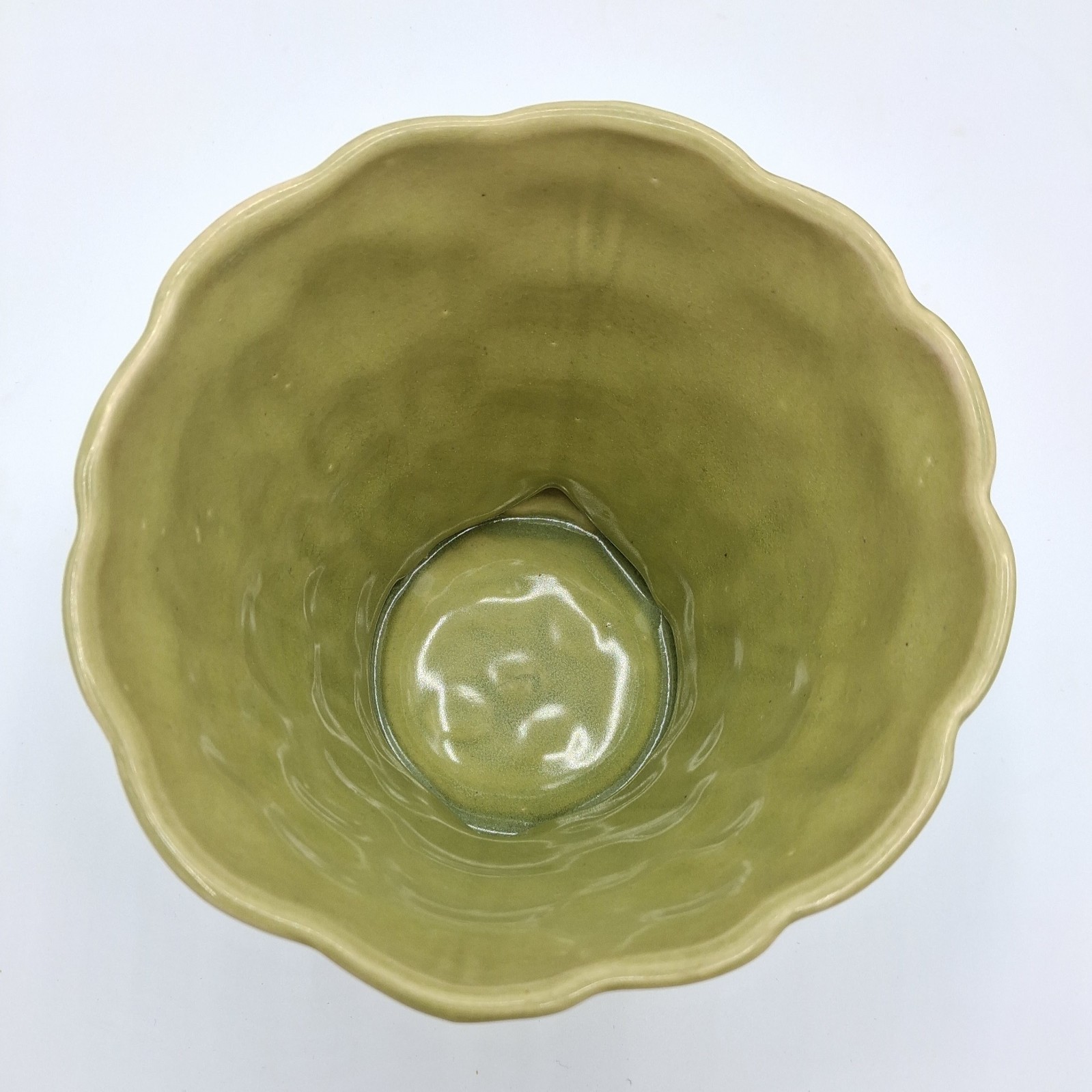 Vintage Brush Pottery Green Pebble Planter Flower Pot Attached Saucer 330 5-inch