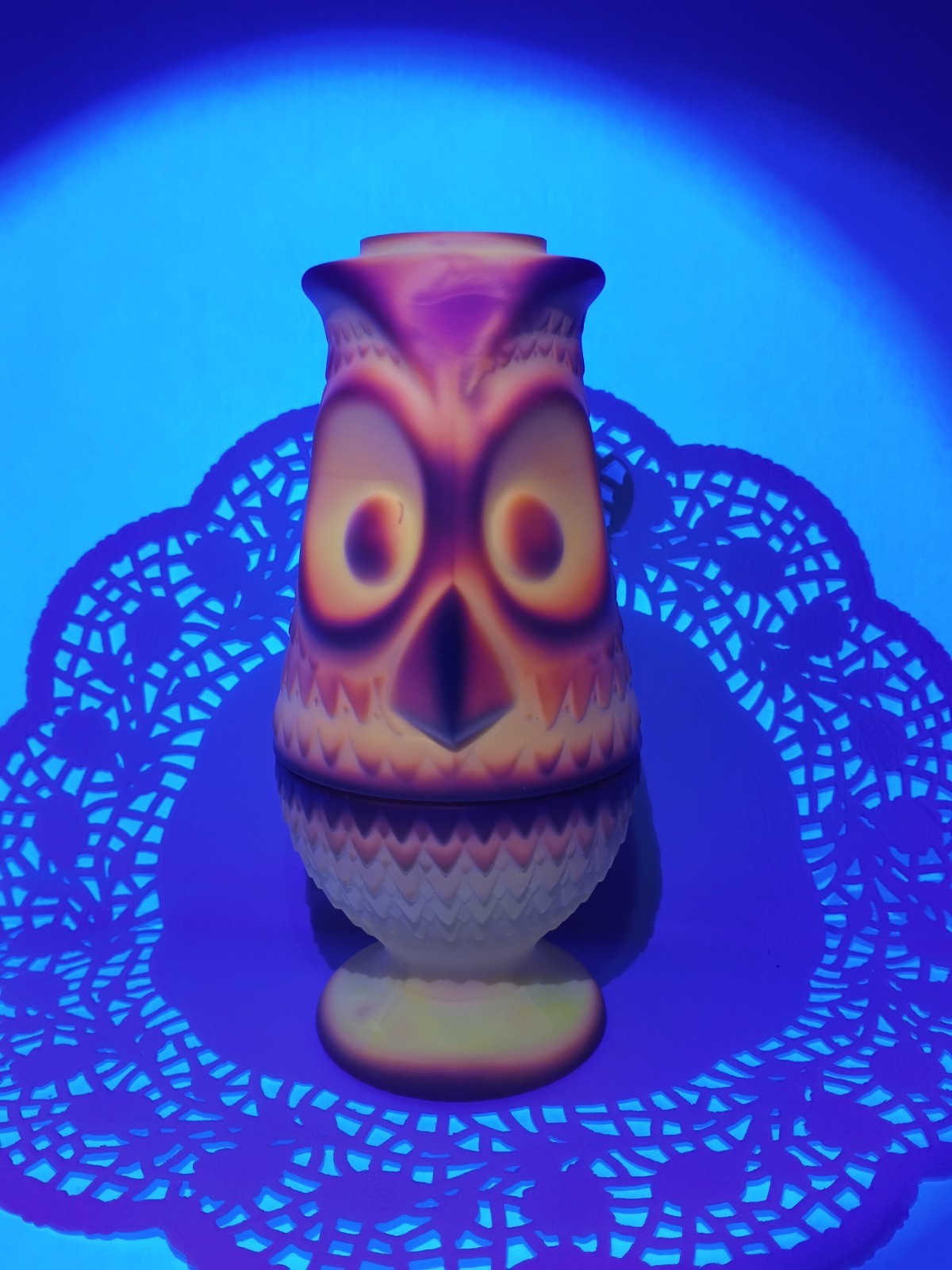 Mosser Satin Frosted Dandelion Yellow Owl Fairy Lamp UV Glow Blacklight OOAK 7″