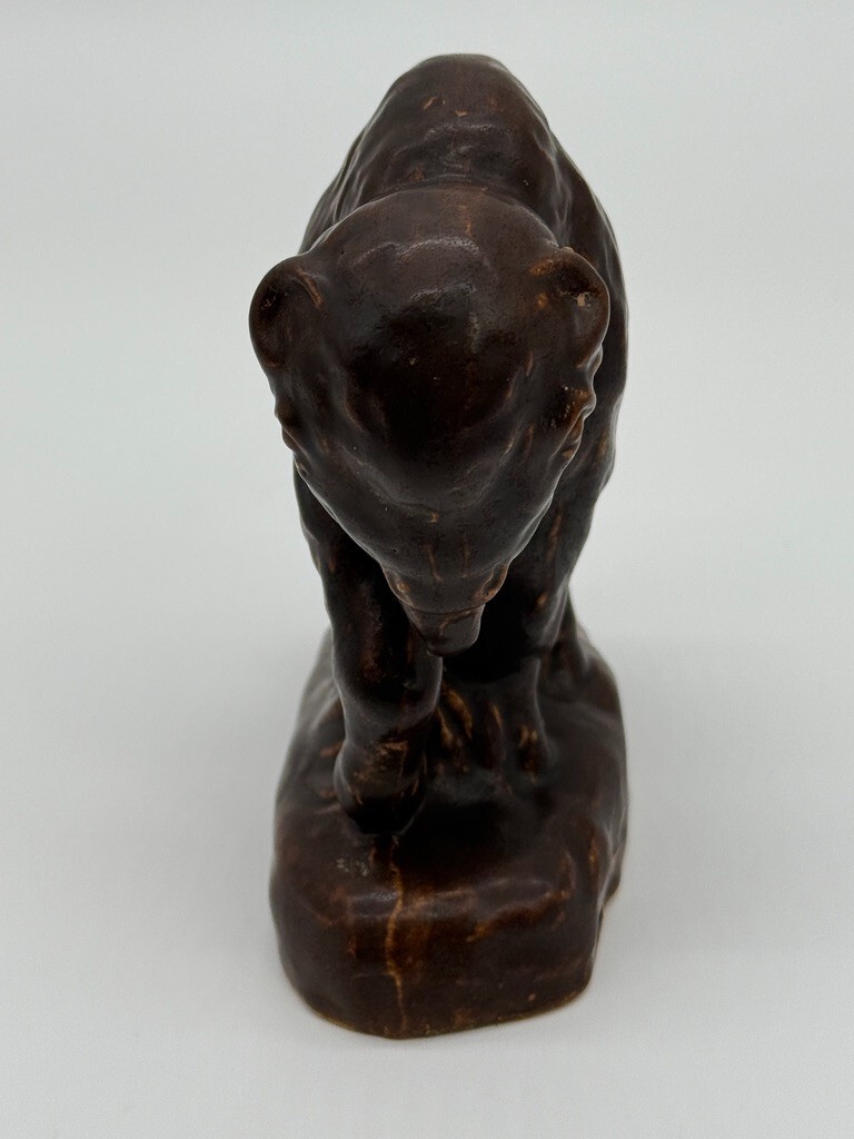 Vintage 6-1/4″ Long Brown ROSEMEADE Art Pottery Buffalo Figure Statue 5-1/2 Tall