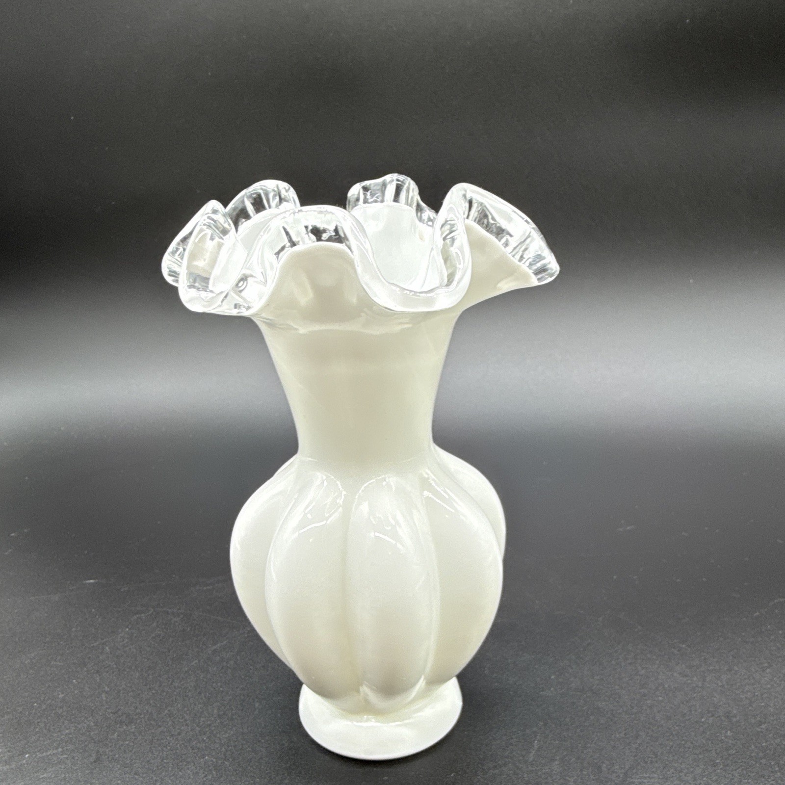 White & Clear Glass Vase Ruffled Rim Decorative Art Glossy Finish 6″