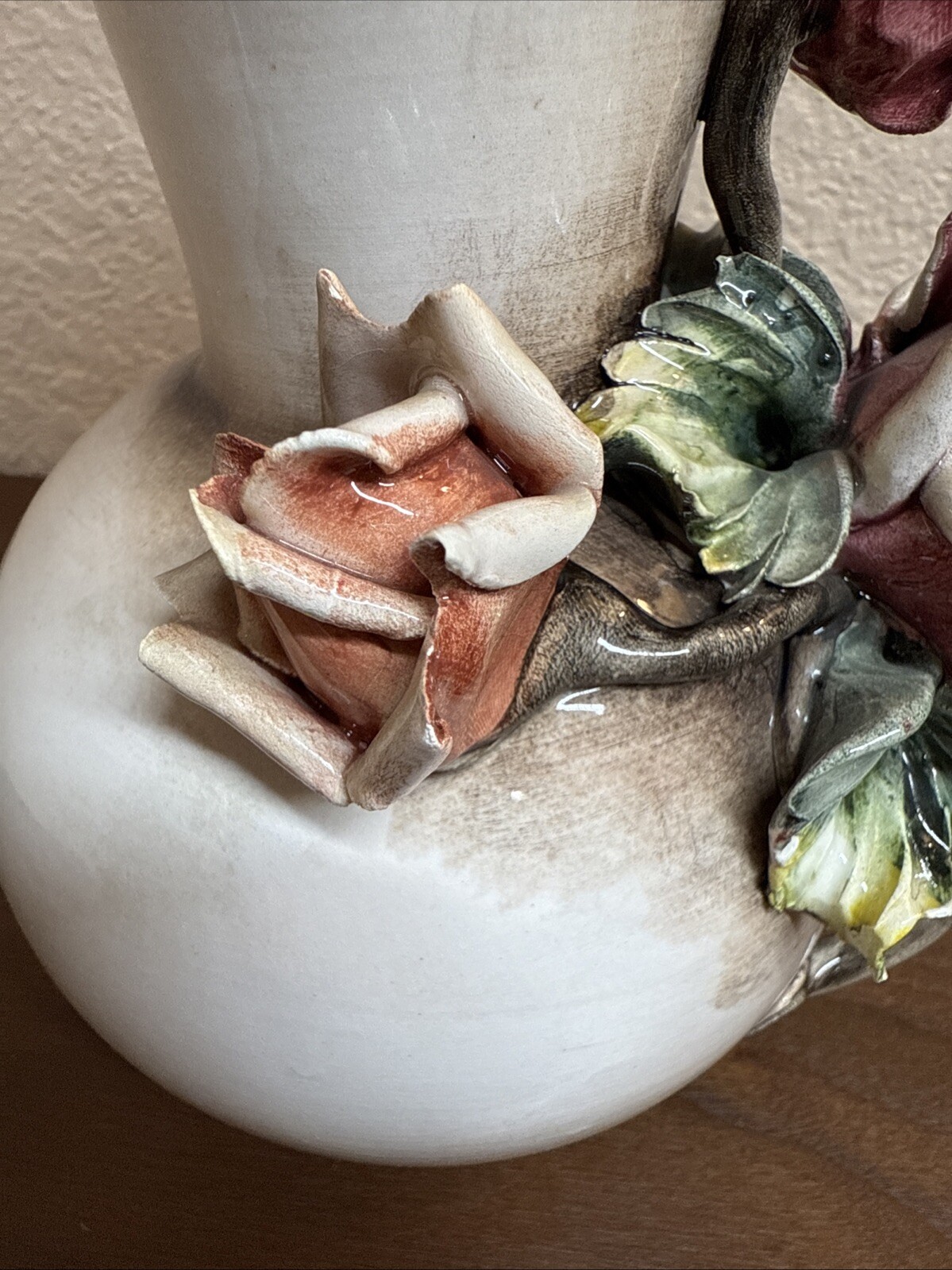 Vintage Capodimonte Italian Porcelain Bisque Rose Vase 7.5″ Tall Gorgeous