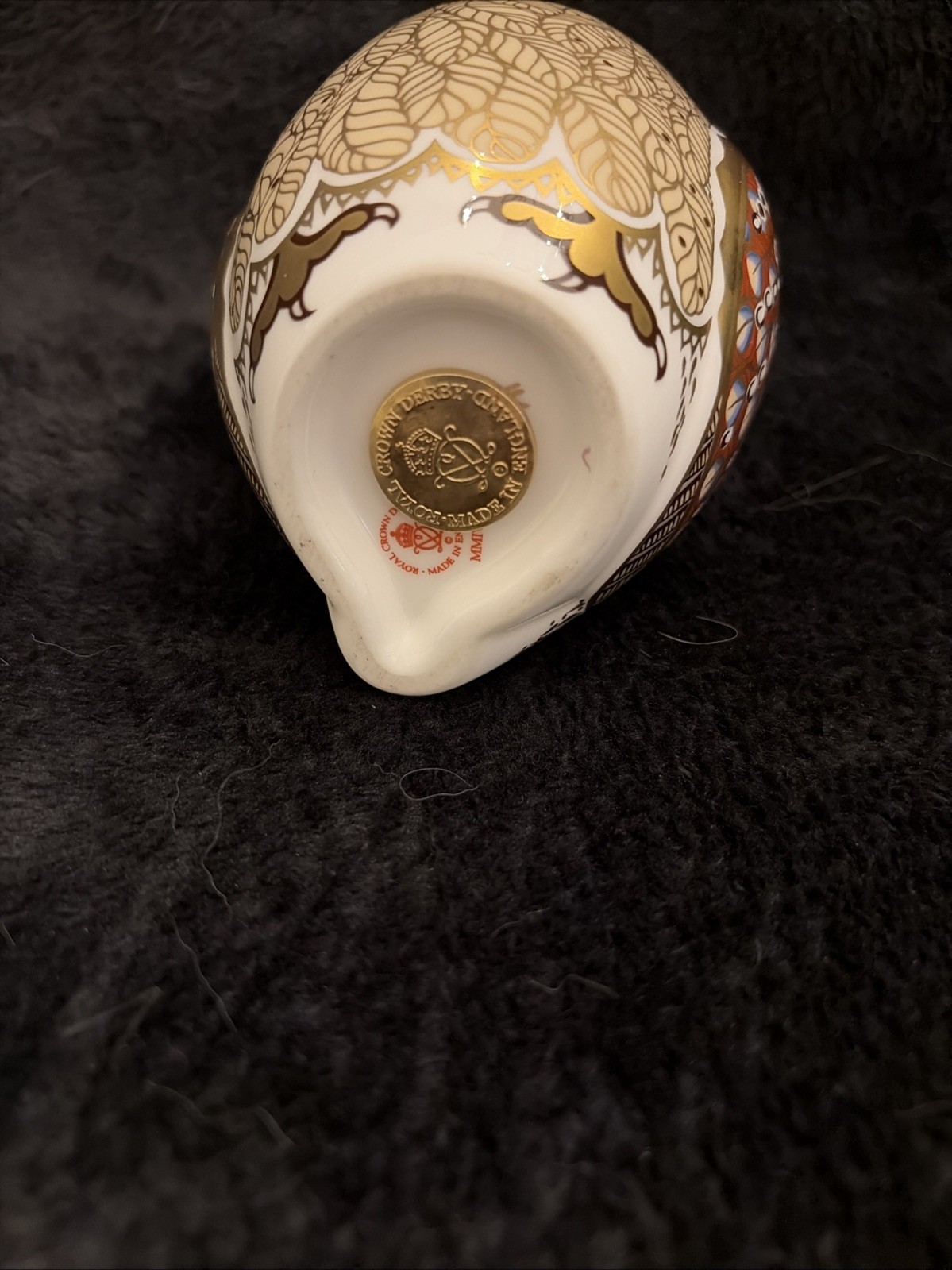 ROYAL CROWN DERBY ENGLAND OWL IMARI 4 1/4″ PAPERWEIGHT WITH GOLD STOPPER MMVI
