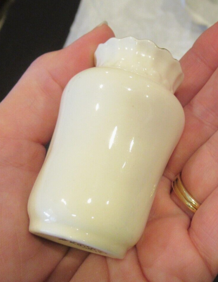 Alnwick miniature vase by Albion China, 2.75 inches