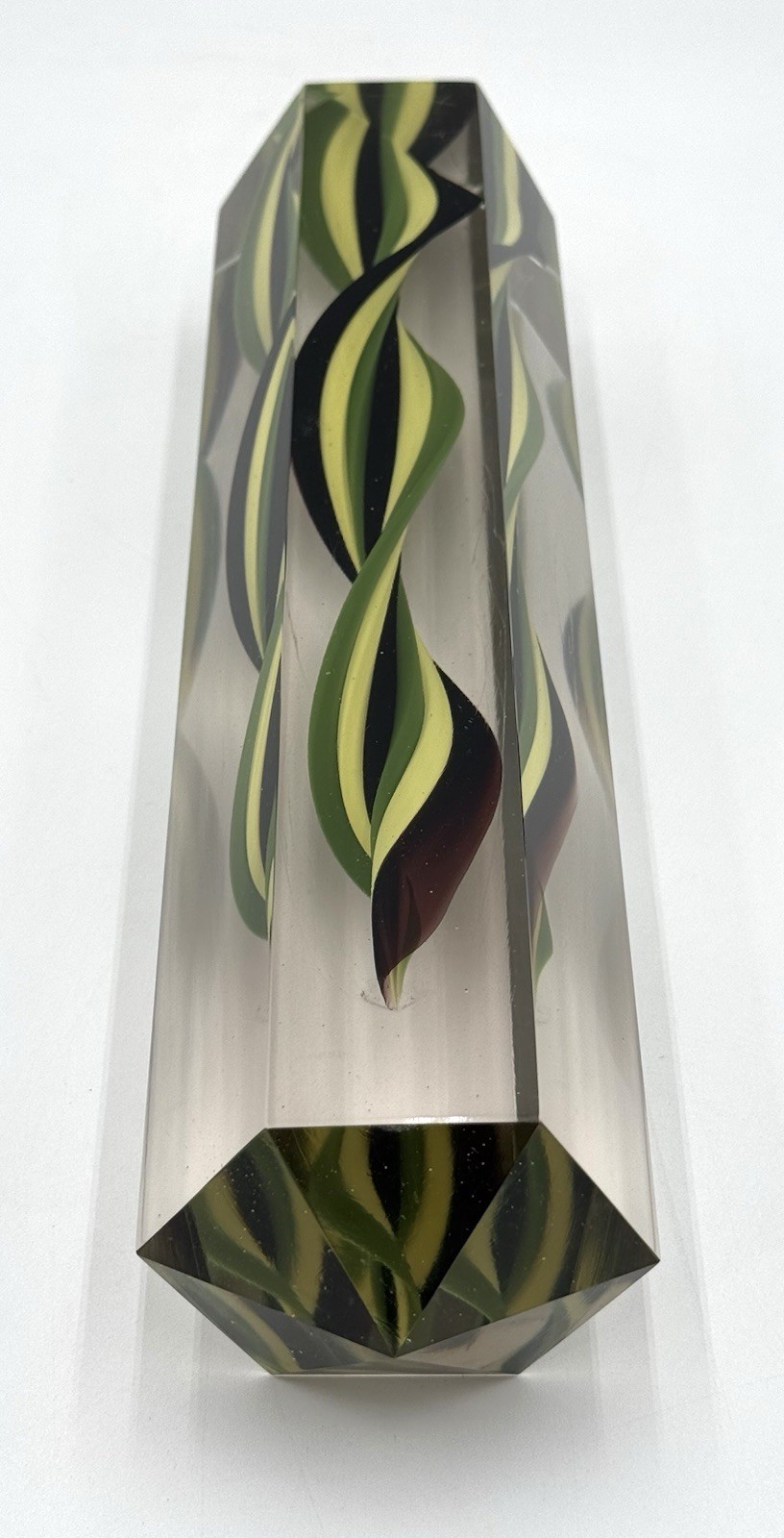 Fulvio Bianconi Hexagon Shaped 12″ Tall Obelisk W/ Internal Twisted Canes