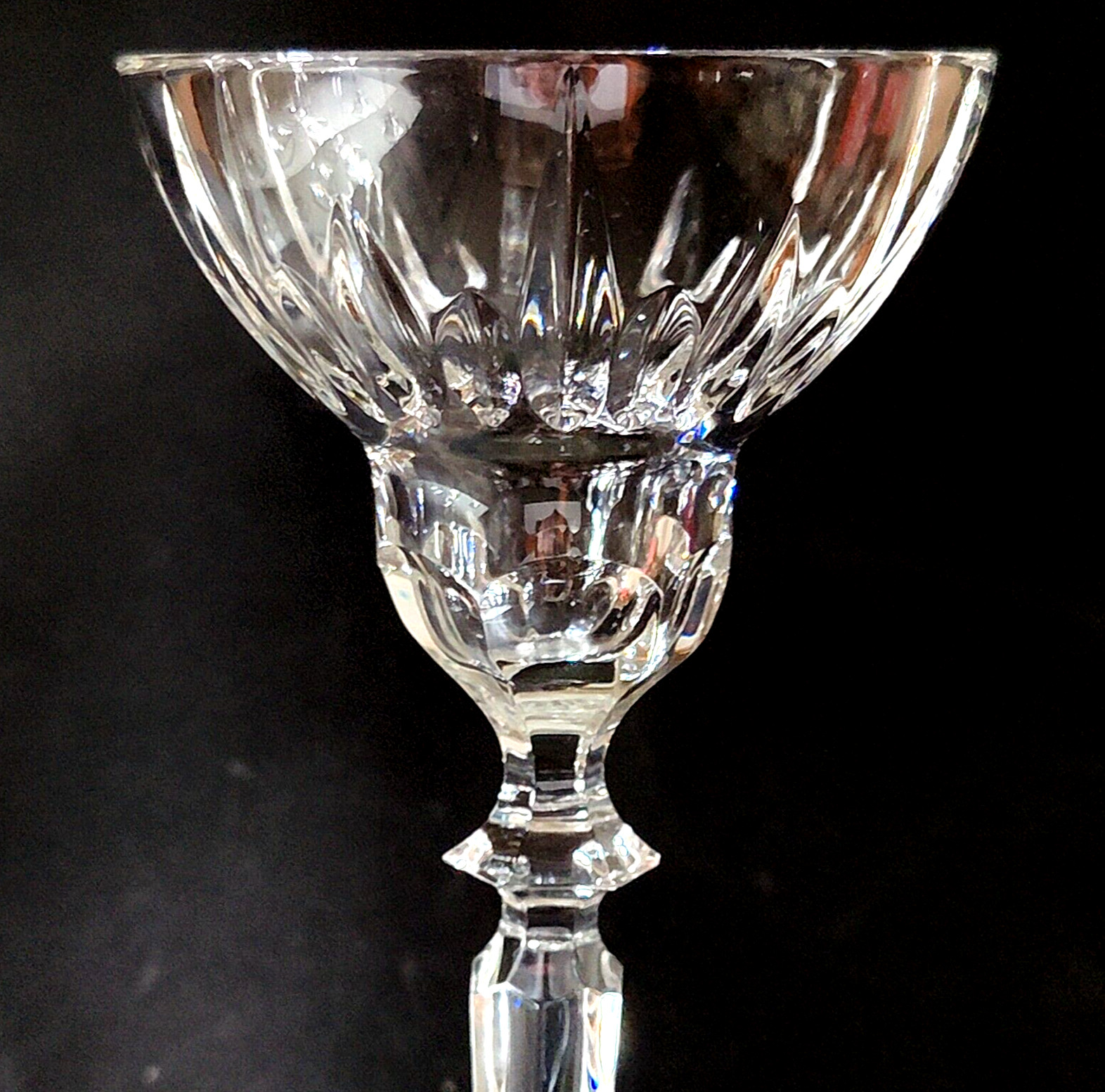 MIKASA ARCTIC LIGHTS TALL SINGLE CANDLE HOLDER, Cut Lead Crystal, 8 1/2″