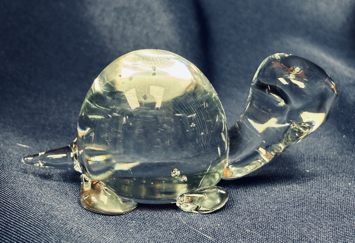 Vintage Crystal Turtle Figurine Paper Weight Art Glass