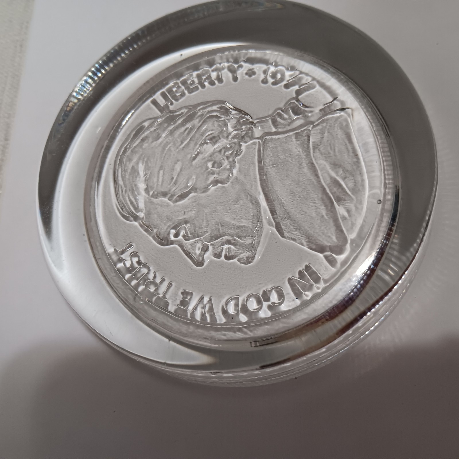 VTG Lot, JFK Portrait, 3 Glass Paperweights: 1977 Dime, 1974 Nickel, Mt Rushmore