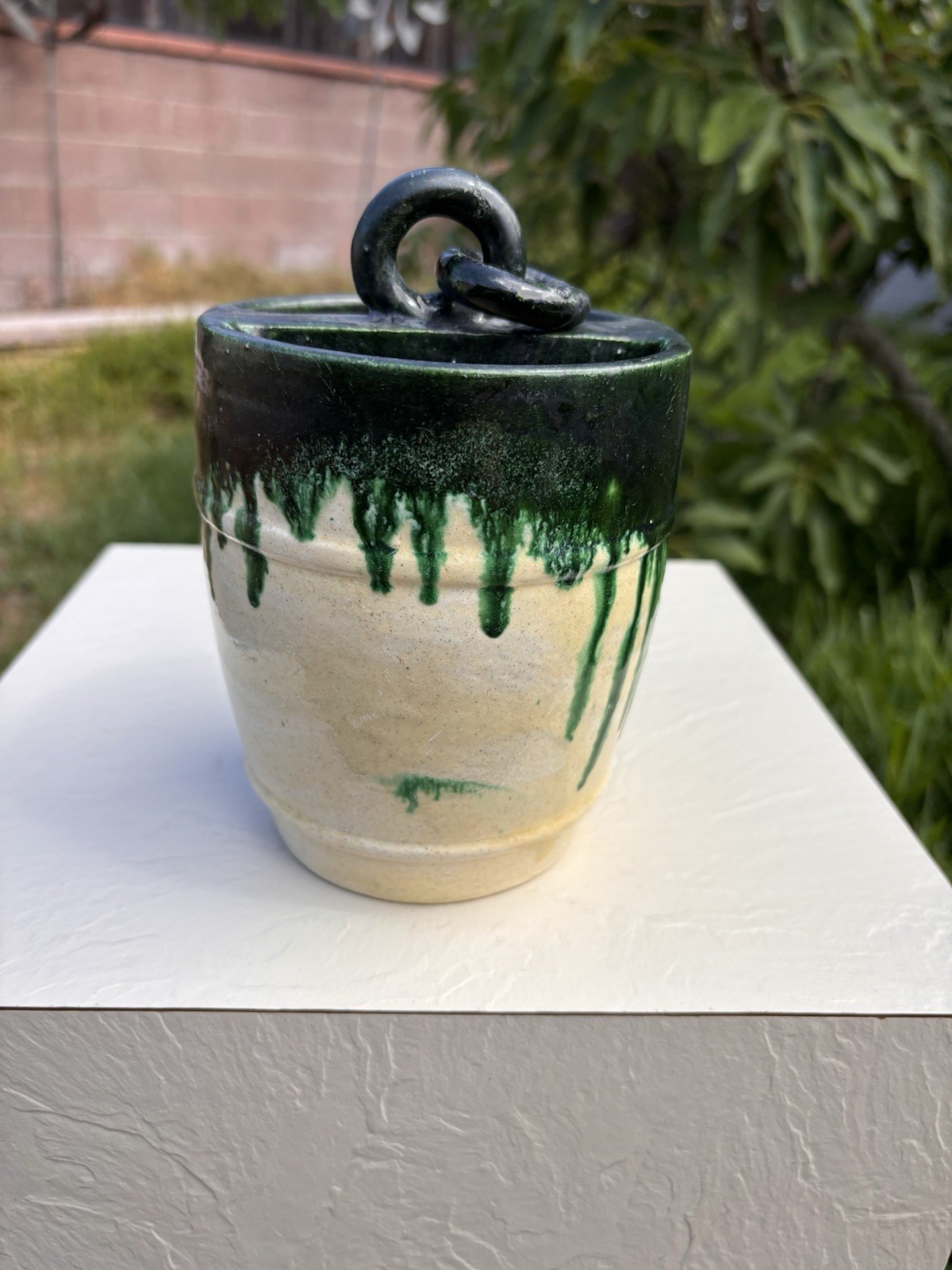 Vtg Studio Pottery Ceramic Jar W/ Sculptural Chain Hanger Green Dip Glaze Handm