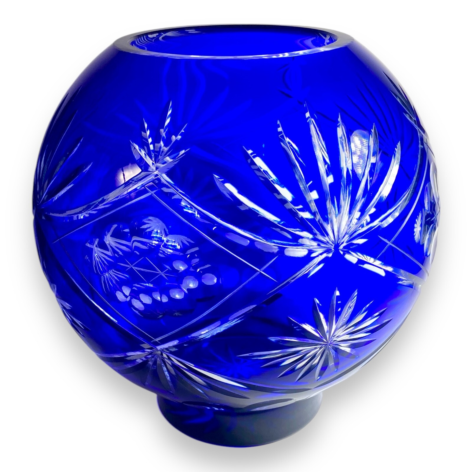 Vintage Bohemian Cobalt Cut-to-Clear Crystal Vase – 9.5″ Wheel Cut Design XL