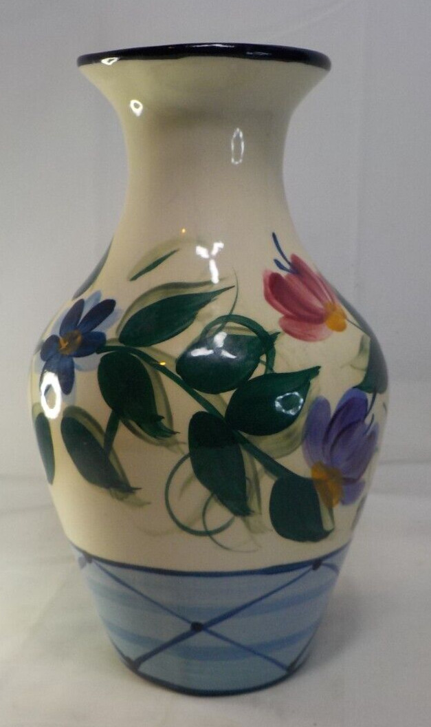 Vintage Gail Pittman Vase Signed 1995 Hand Painted 9 3/4” Tall 6″ wide