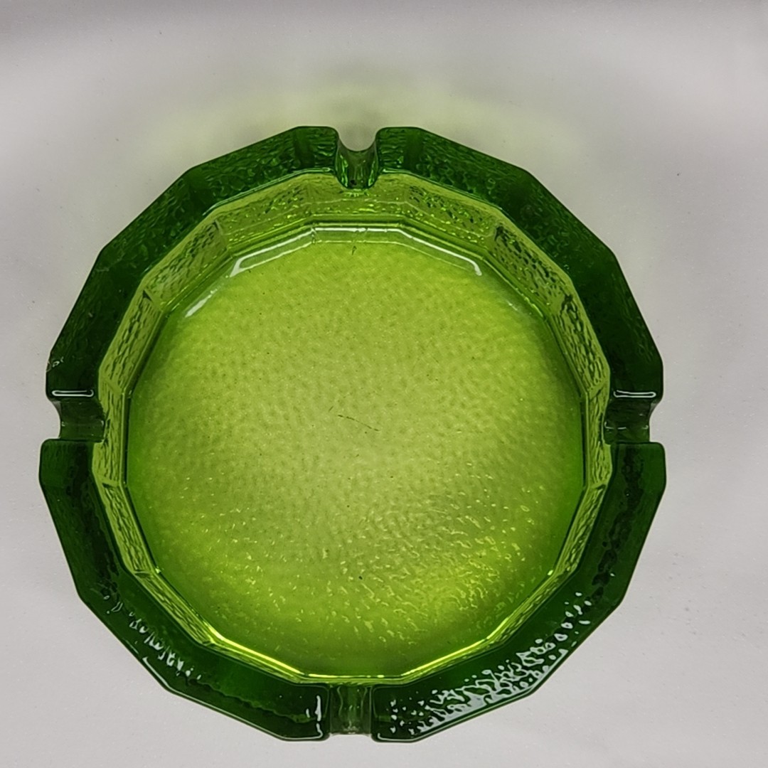 Vintage MCM Blenko Green Pebble Glass Ashtray Large Heavy Round Coffee Table