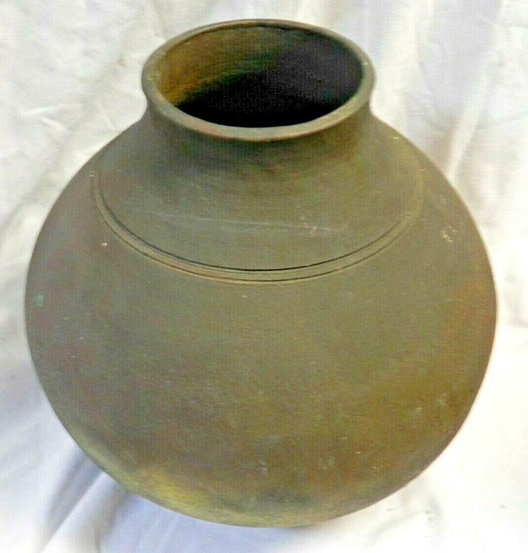 MASTERFUL POTTER RAKU LARGE VASE WITH FIREWORKS, CERAMIC BY MARTY MARKUS 9.5″