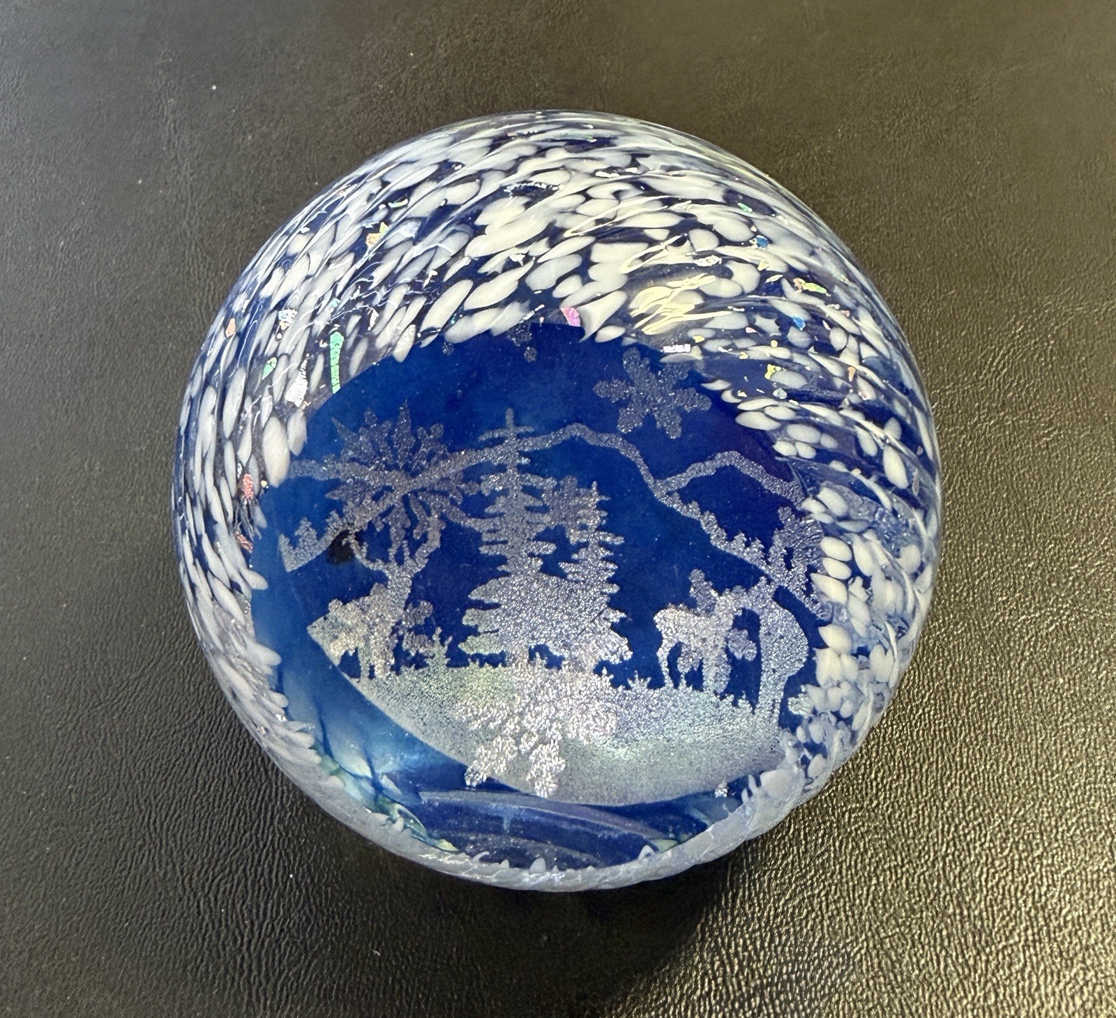 GLASS EYE STUDIO WINTER WONDERLAND FACETED HAND BLOWN PAPERWEIGHT SIGNED GES 16