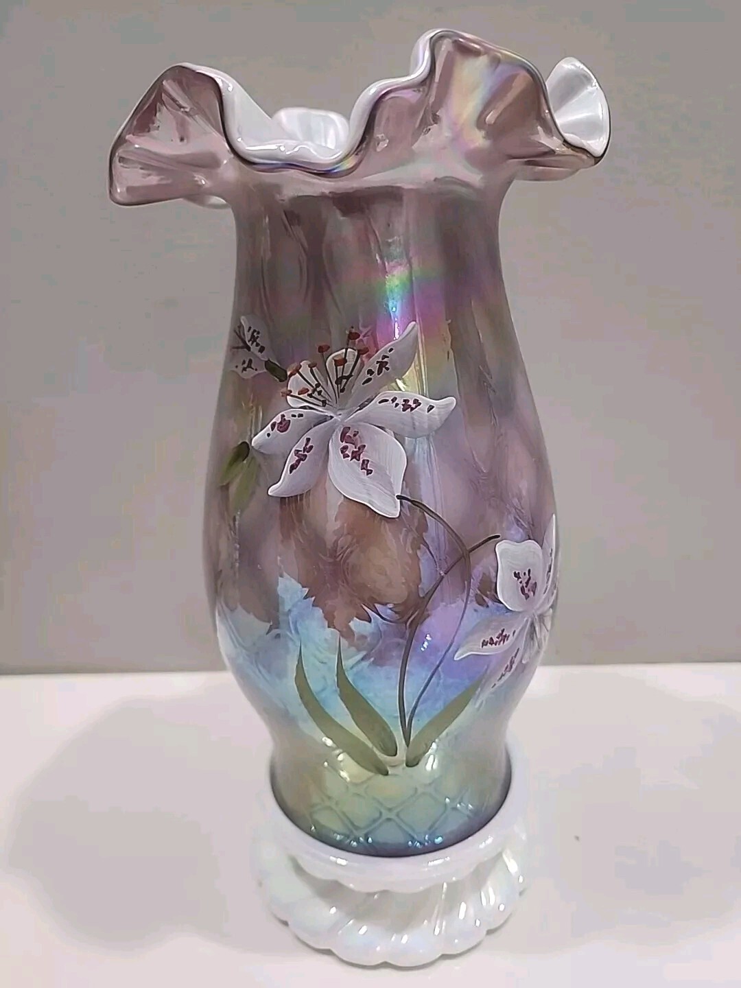 Fenton PURPLE LAVENDAR Overlay Lilies Hurricane Candle Lamp~ Diamond Optic~ MINT
