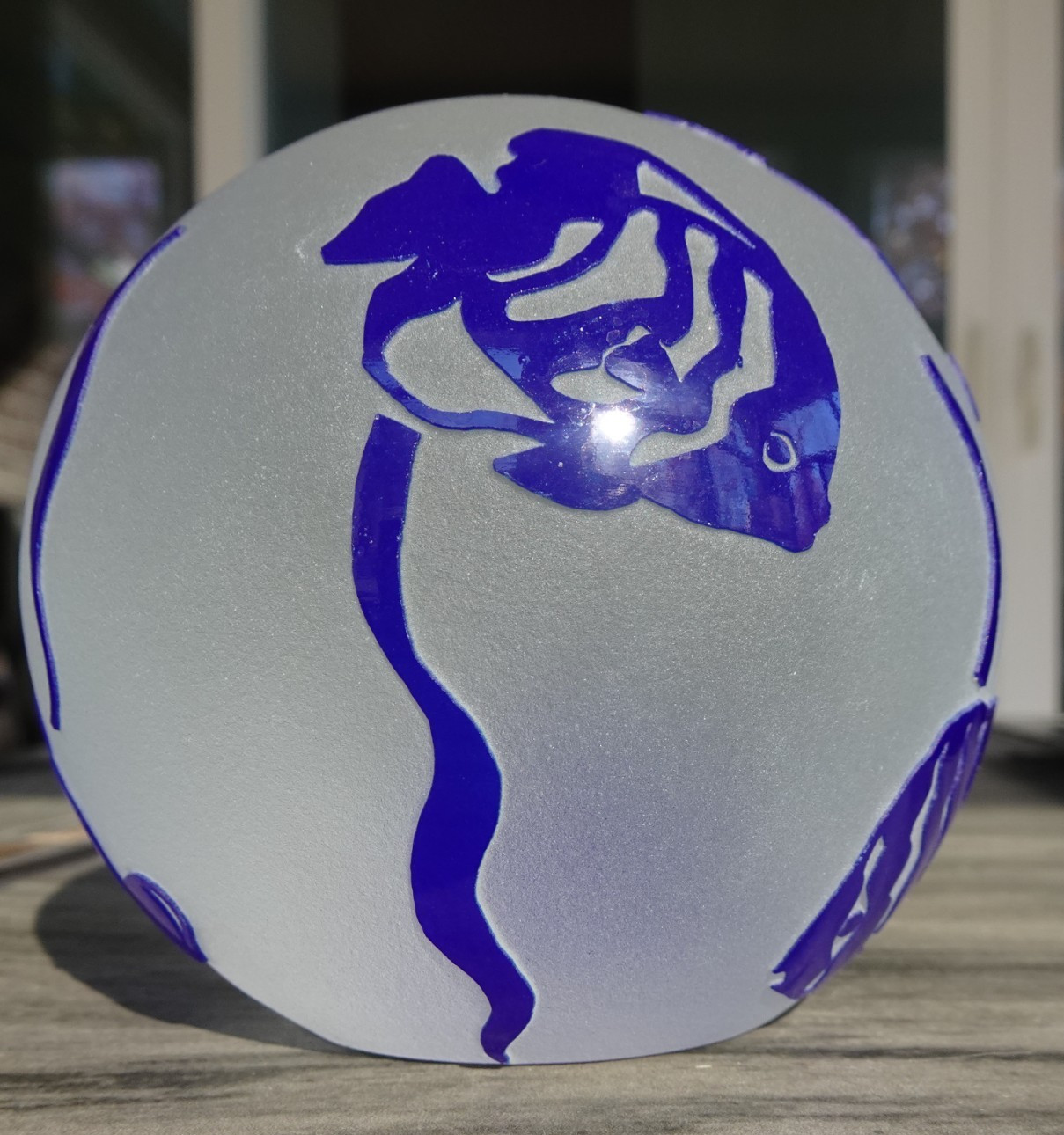 Signed Correia Cameo Acid Etched Art Glass Fish Seahorse Ocean Paperweight 1995