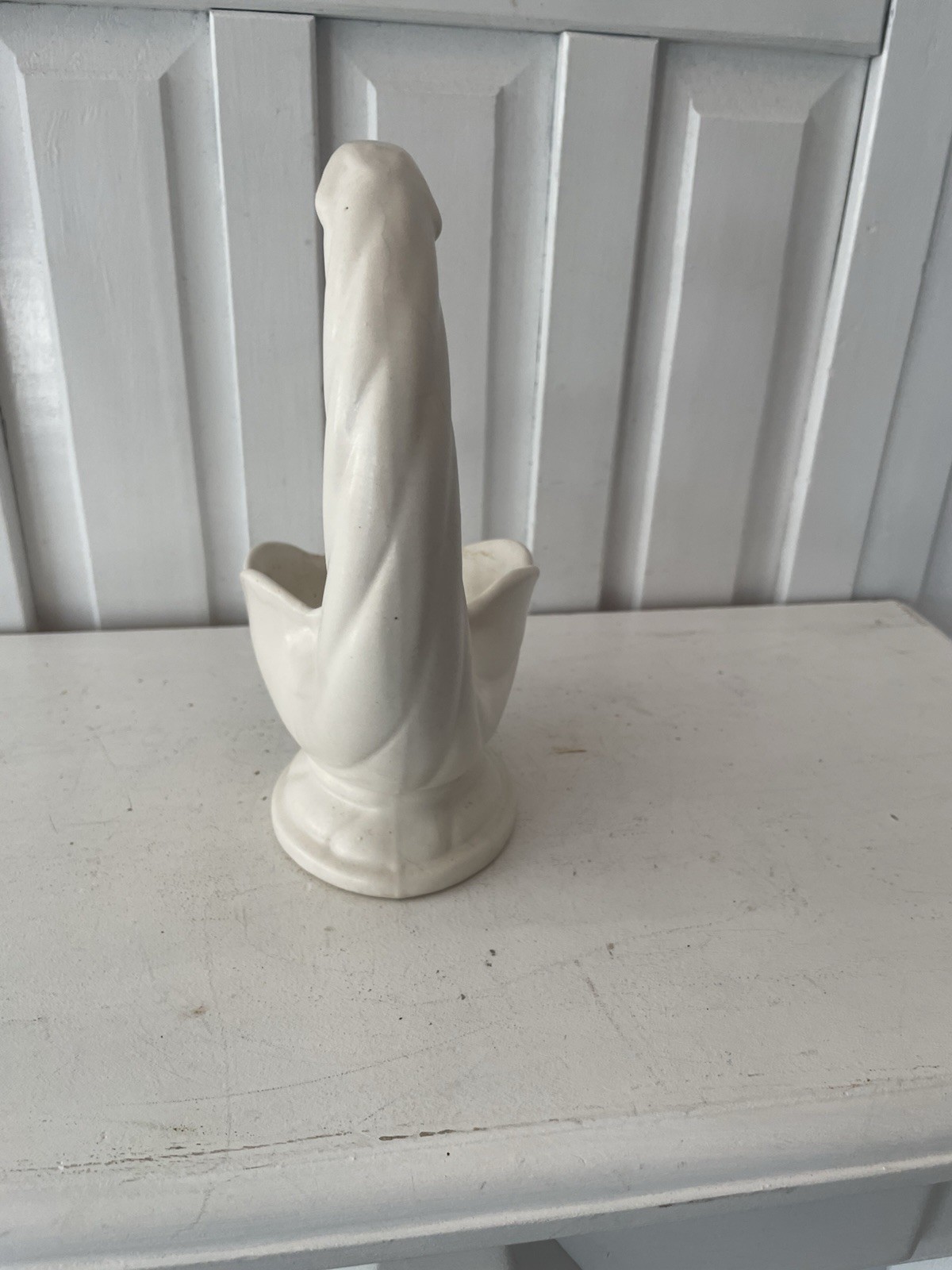 McCoy vintage ceramic cornucopia, horn of plenty cream vase or planter, 8″ tall