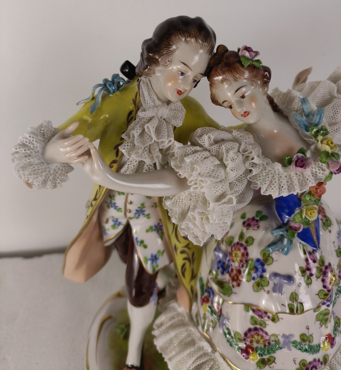 Figurine Statue Dancing Courting Couple Marked exquisite Antique Volkstedt ant