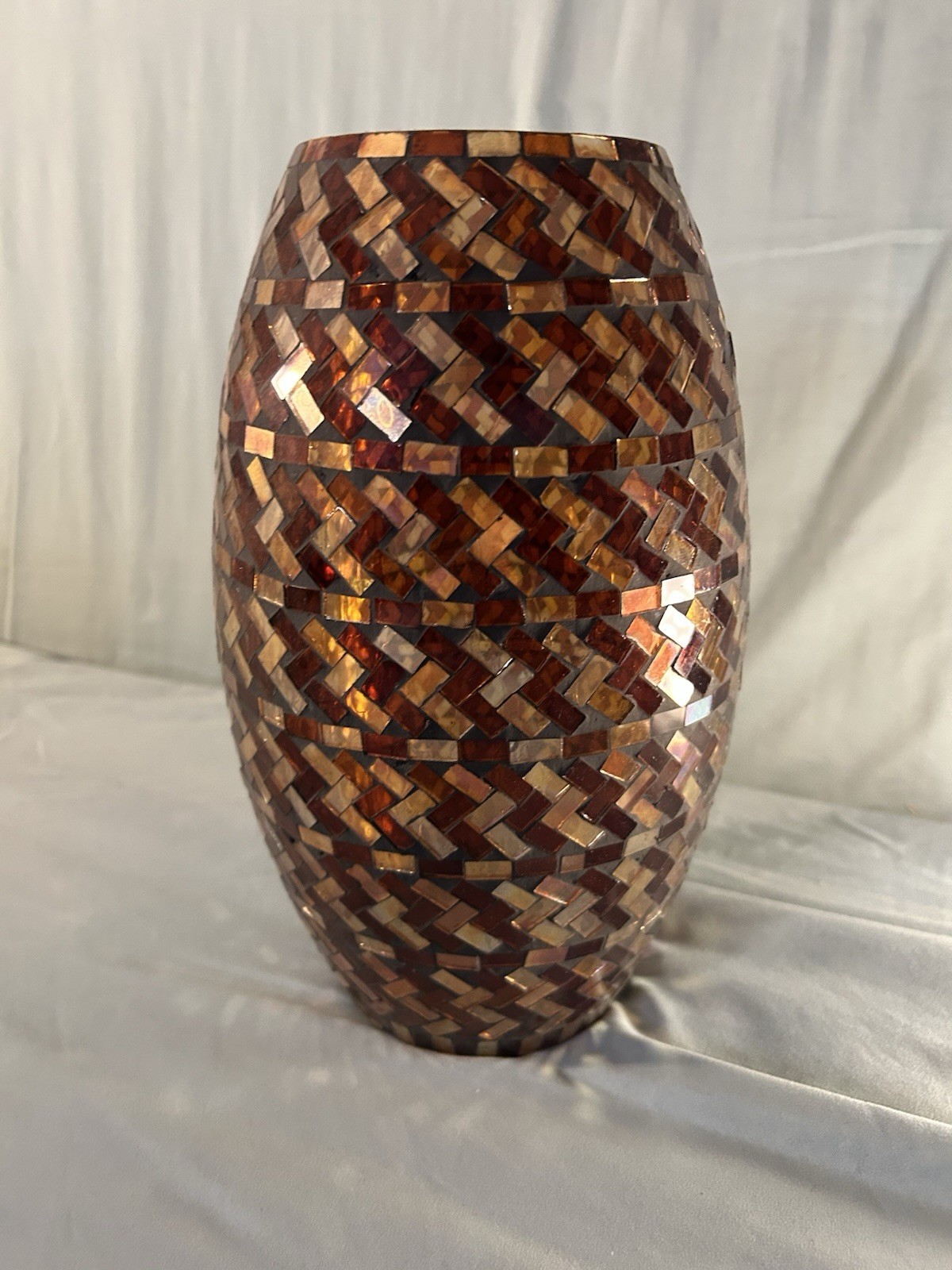 mosaic glass vase red, tan, and gold 10 3/4″