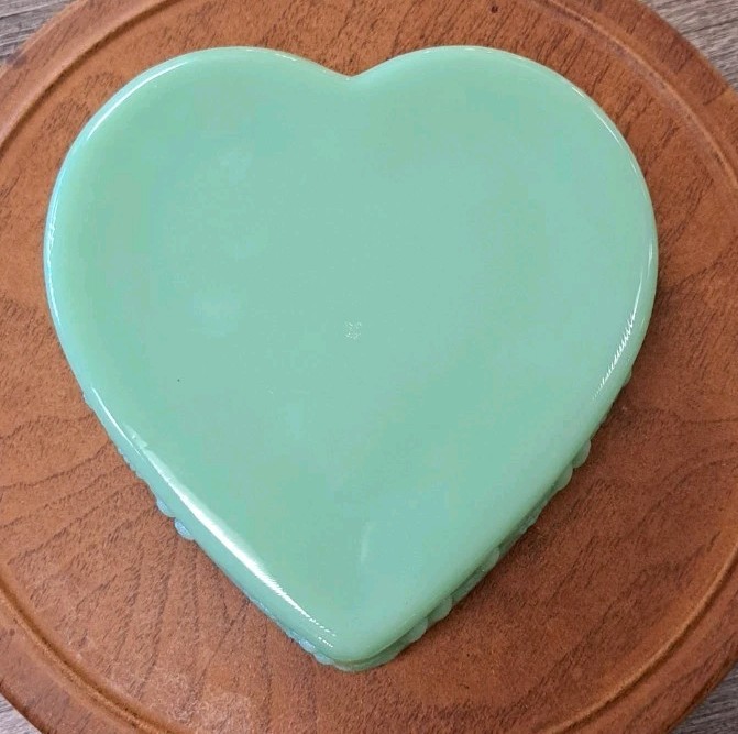 Vintage Style Mosser Jadeite Strawberry Heart Covered Box – New from Fenton Mold