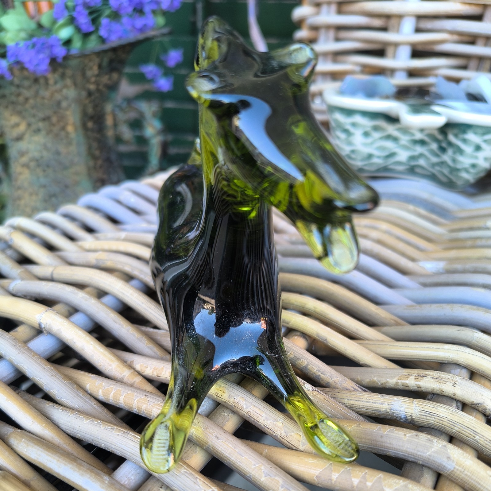 HAND BLOWN Green HORSE Rainbow Art Glass VINTAGE 6″ Wide 3 1/2″ Tall 2 1/4 Thick