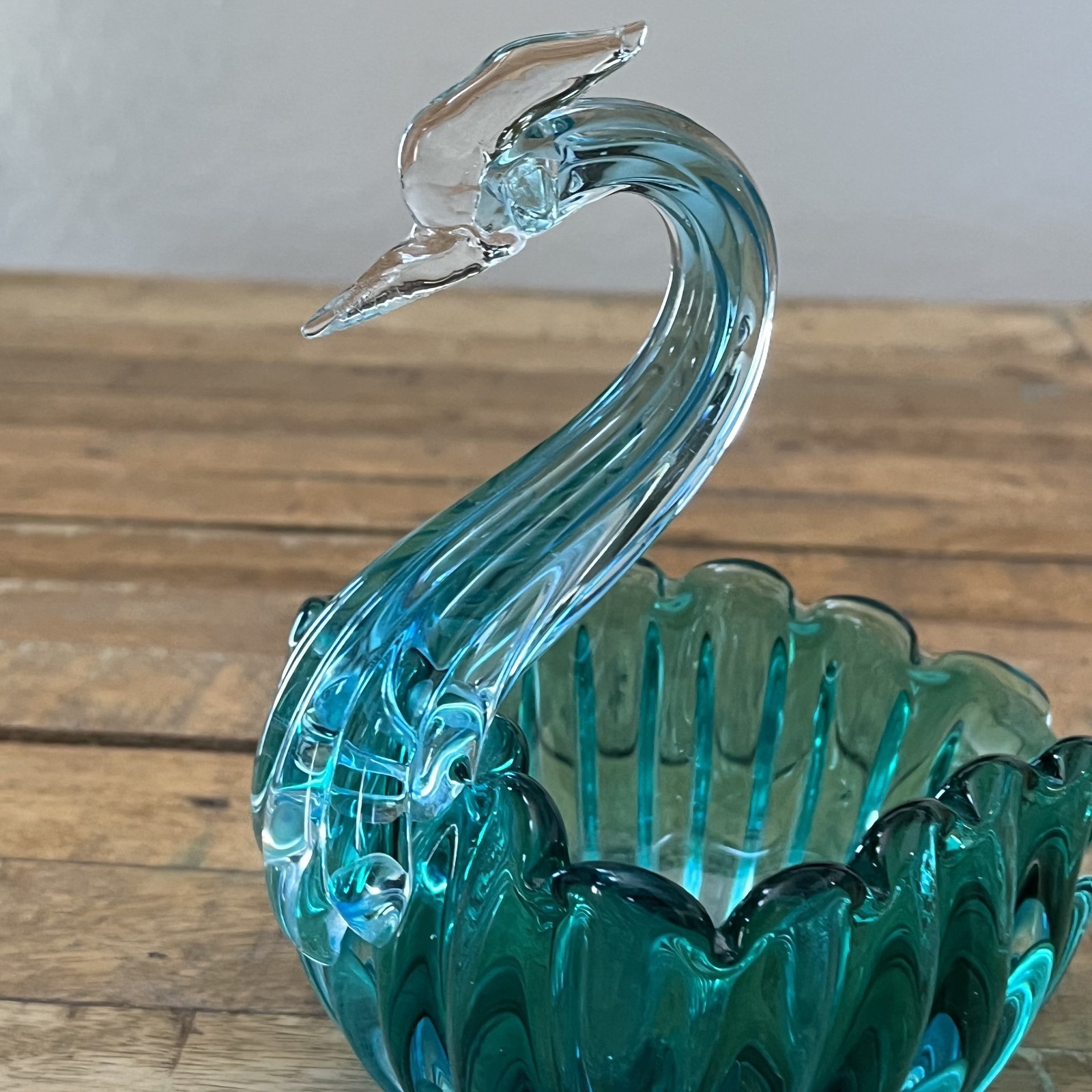 Vintage Teal Blue Swan Glass Art Hand Blown Trinket Dish or Ring Holder 5″