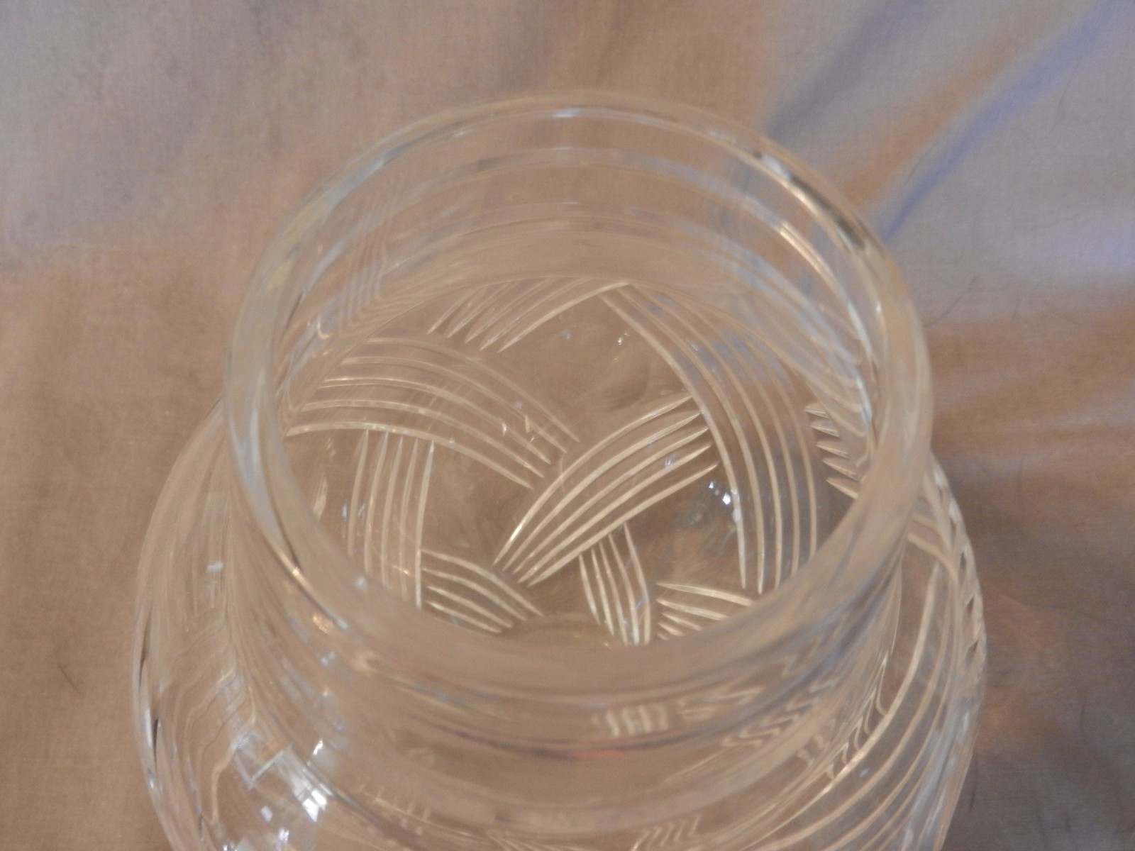 American Brilliant Period Deep Cut Crystal Vase Thatched Pattern 7.75″ Tall