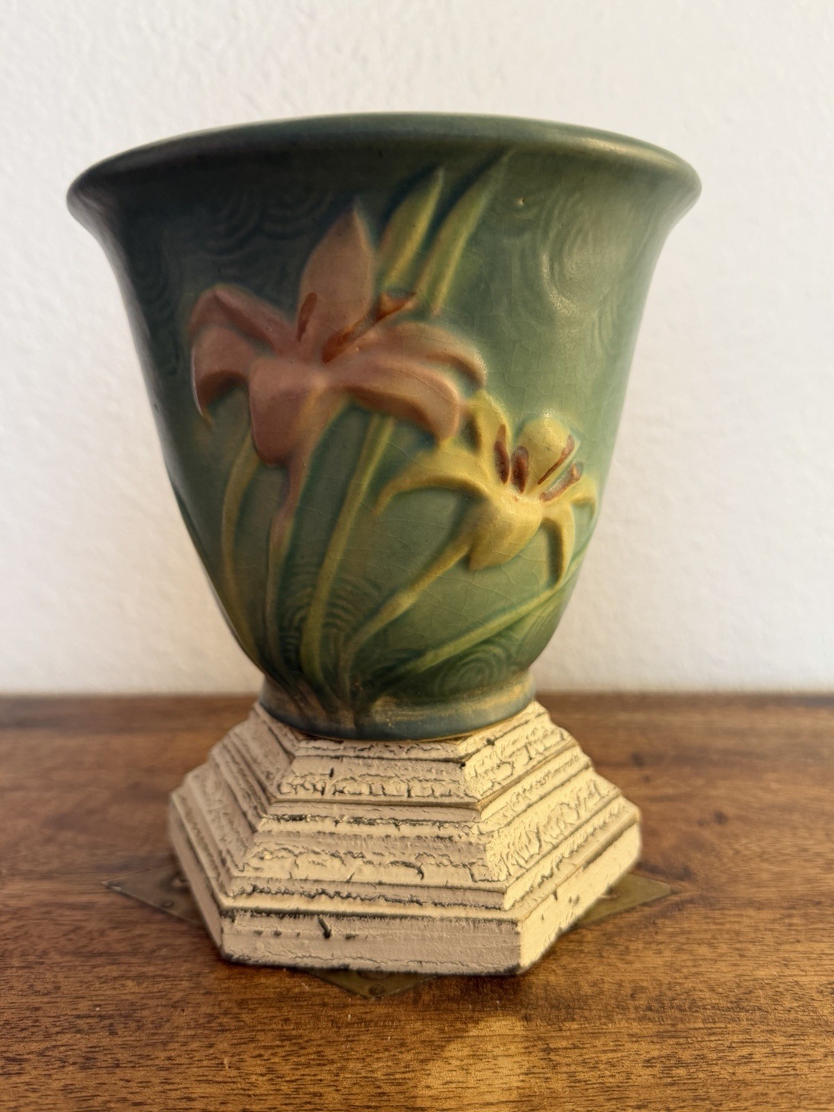 Vintage Roseville Zephyr Lily planter USA Model 672-5 Green 5.25 X 6.25