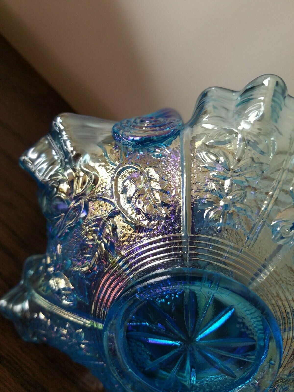 Fenton Opalescent Celeste Blue Carnival Peacock Dahlia Basket Rose Exterior