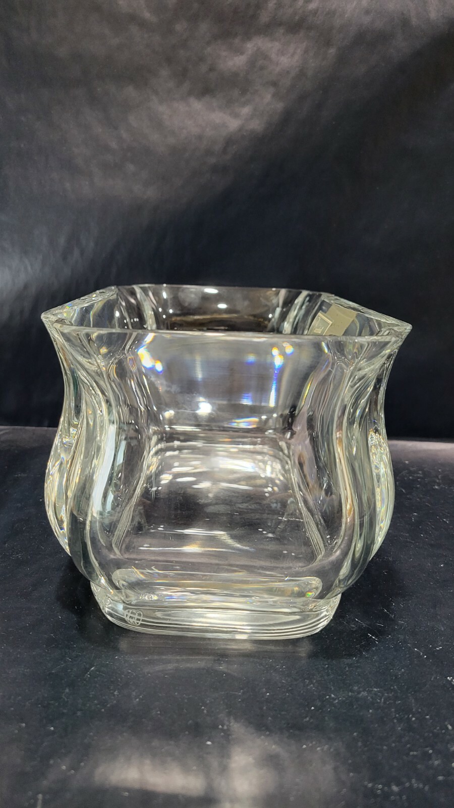 Vintage Large Heavy BACCARAT Rectangular Vase or Planter, 10 1/2″