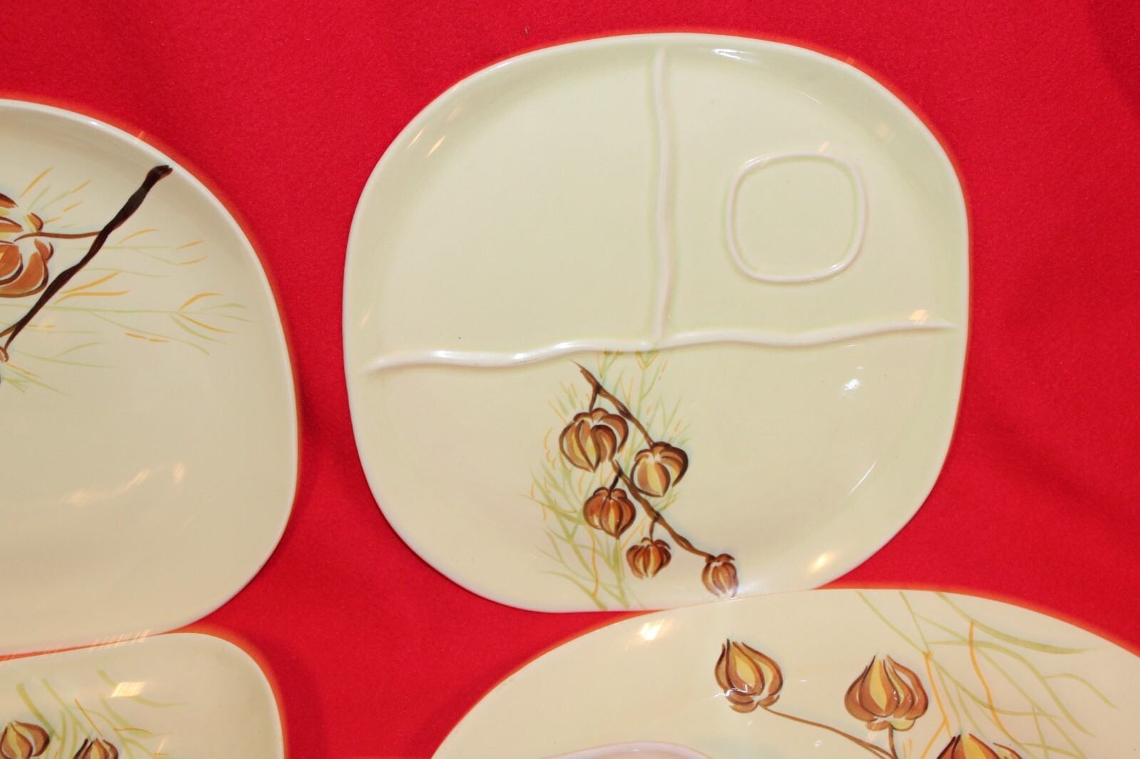 RED WING POTTERY 8 PCS LOT – LIGHT GREEN TINT