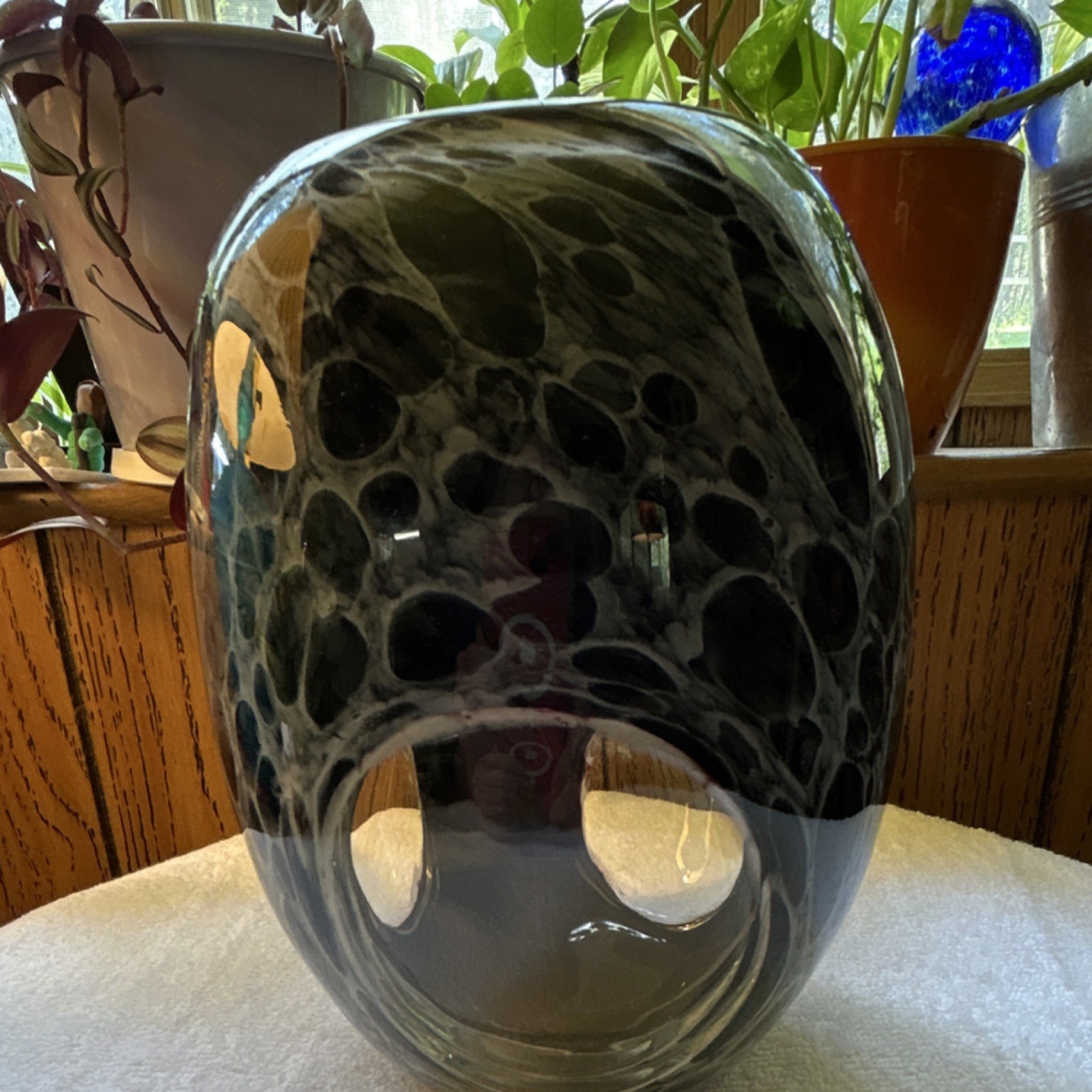 Art Glass Abstract Vase Black Gray Clear Modern Glossy Decorative Cut-Out Design