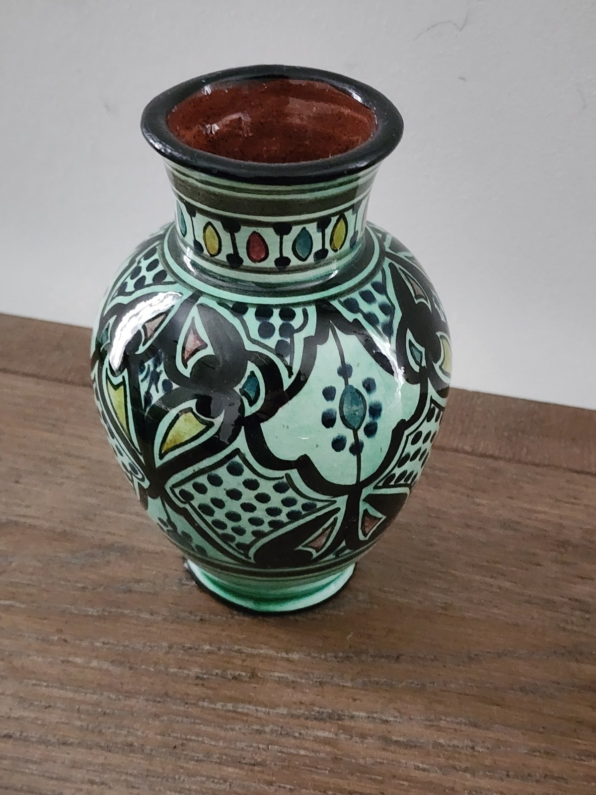 Vintage Signed Safi Moroccan Morocco Hand Painted Glazed Terracotta Vase 6.75″