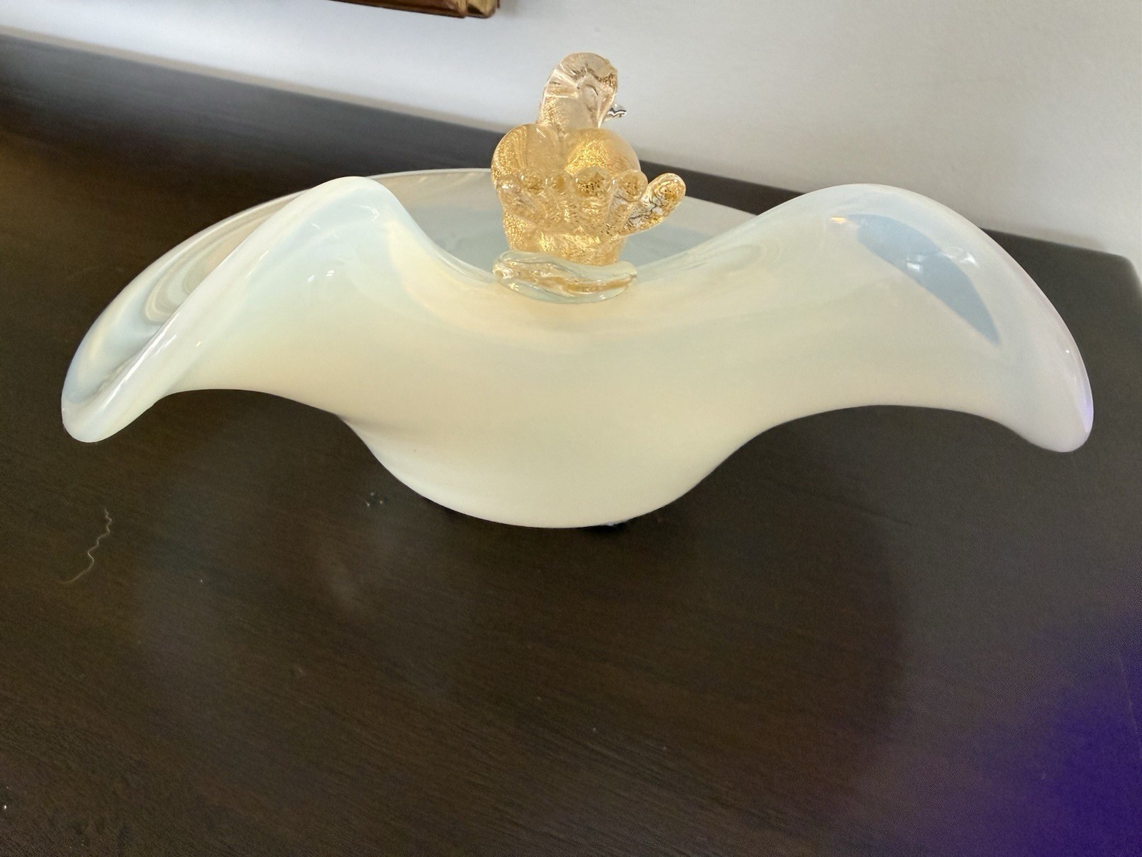 Mid 20th Century Murano Attributed Opalescent Glass Bowl Perchin Gold Fleck Bird