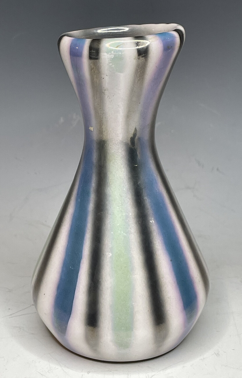 5 3/8″ Vintage Hungarian Pottery Keramia Iparmuvesz Budapest HSZ Stripe Vase