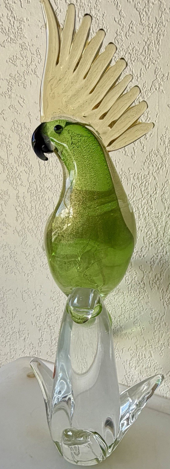 VINTAGE! MURANO! “OGGETTI” ! HAND BLOWN ! ART GLASS GREEN/GOLD FLAKES COCKATOO!