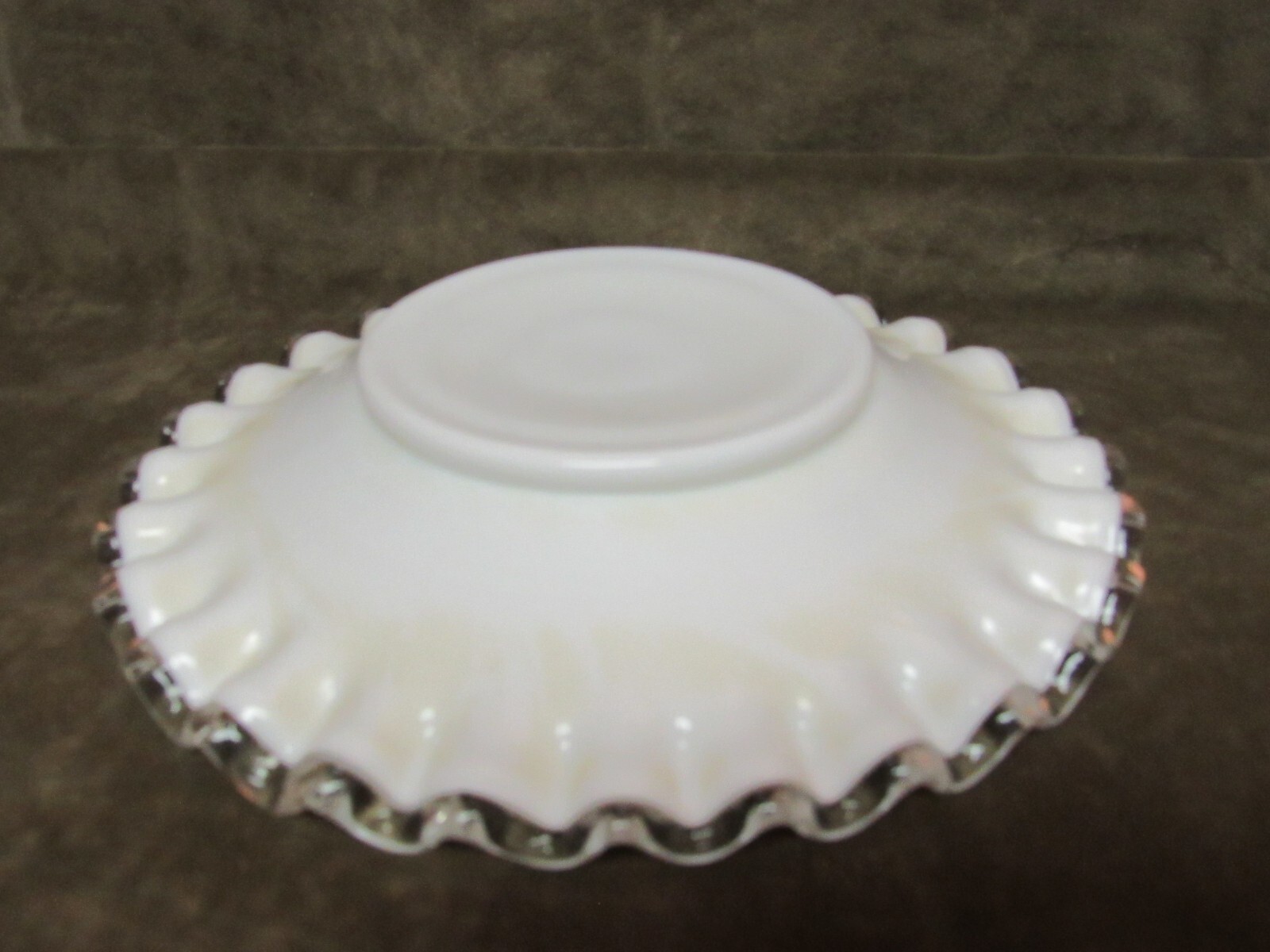 Vintage 1950’s Fenton Art Glass Silver Crest White Clear Cigarette Ashtray