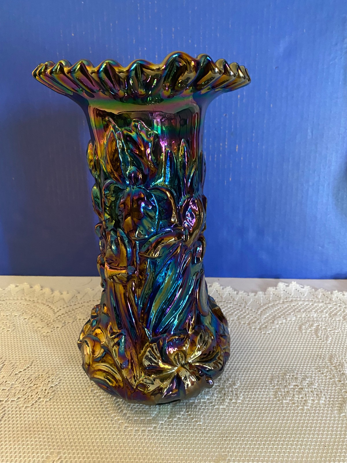 Large Vintage Fenton Electric Blue Heavy Iris Vase. Rare, Bailey, Dugan