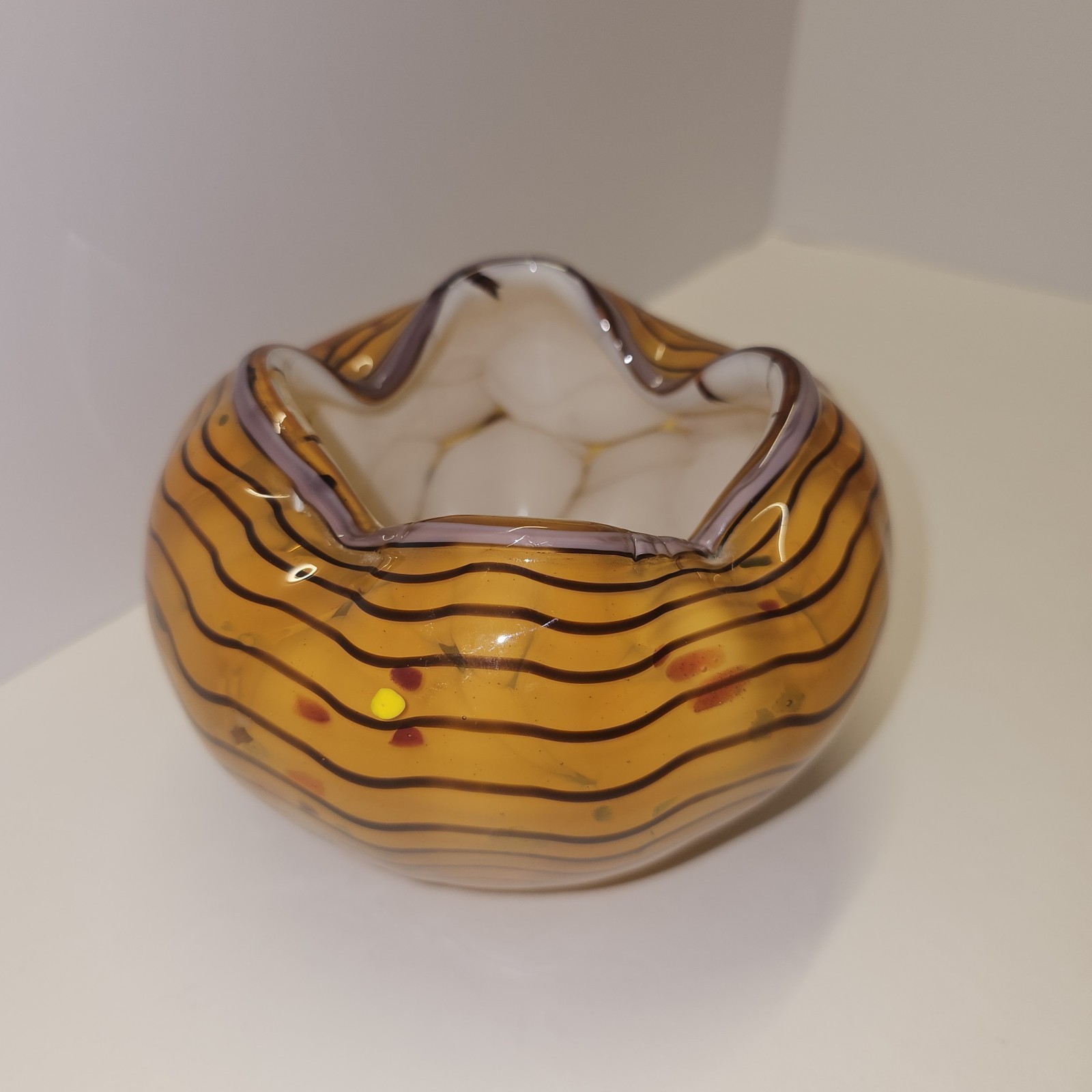 Viz Genuine Hand Blown Art Glass Vase W/ Ruffled Wavy Rim Orange Amber Abstract