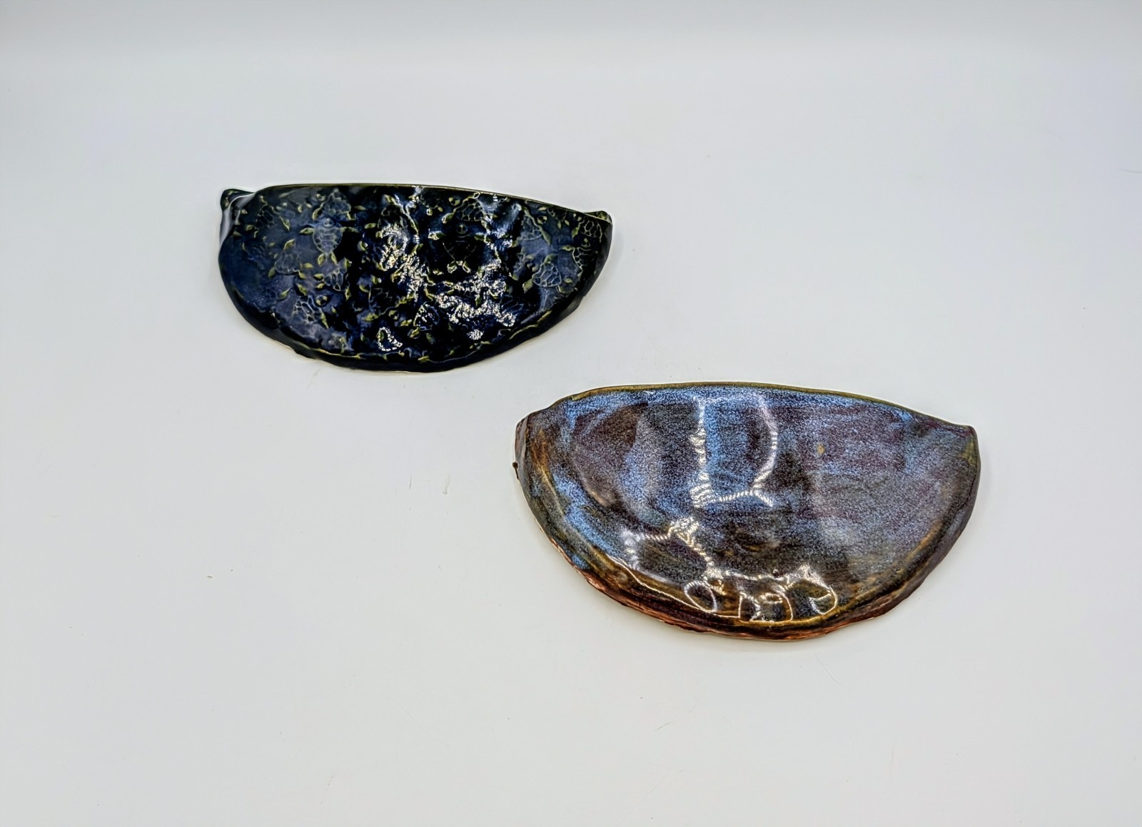 Vintage Studio Pottery Sea Turtle Wall Pockets Blue Green Glaze 6” Pair