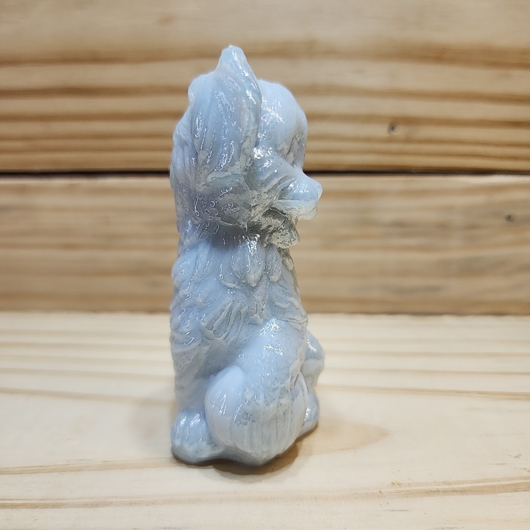Boyd Art Glass Skippy The Dog In Olympic White Carnival