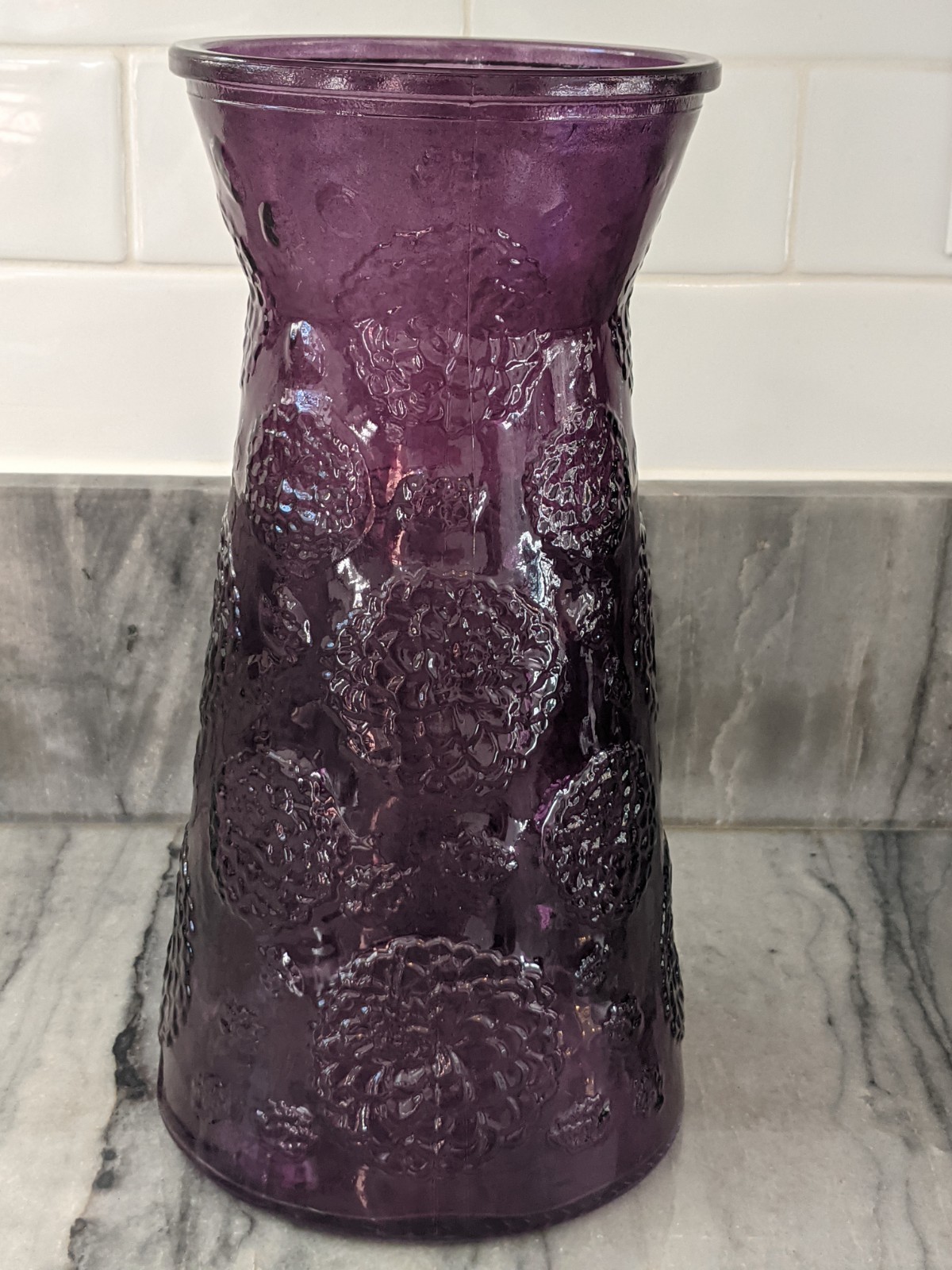 Rare Fenton Purple/Amethest Glass Vase Early 1900s”Impressed Acorn On Bottom”