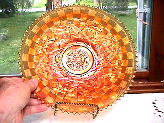 “WISHBONE” 10 1/4″ CHOP PLATE FABOULIS PUMPKIN MARIGOLD CARNIVAL BY: NORTHWOOD