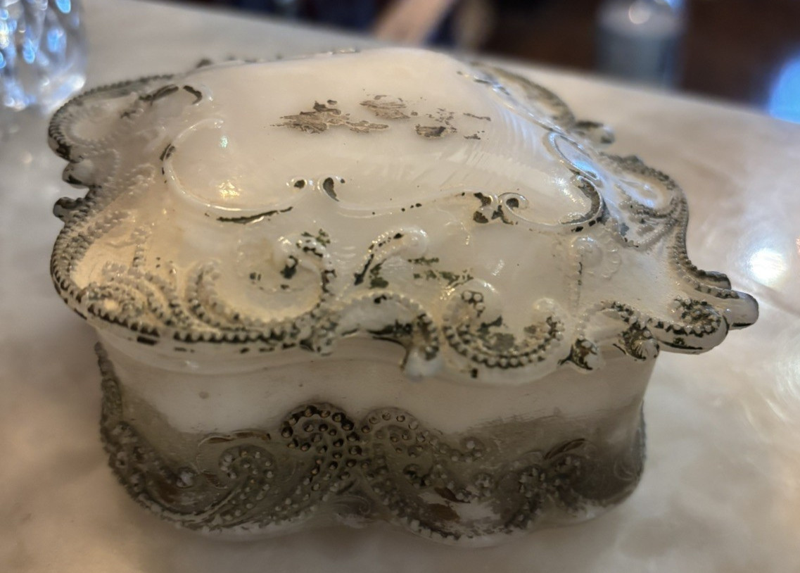 Antique Dithridge & Co late 1800’s Pair (2) White Milk Glass Jewel Boxes Rare
