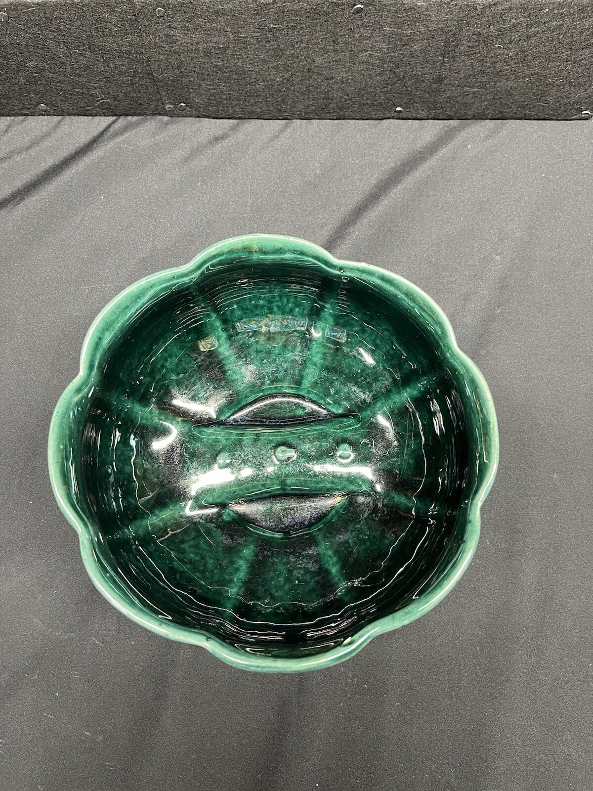 A Unique Vintage Art Deco UPCO Green 8 Panel Pottery Planter Minor Chip