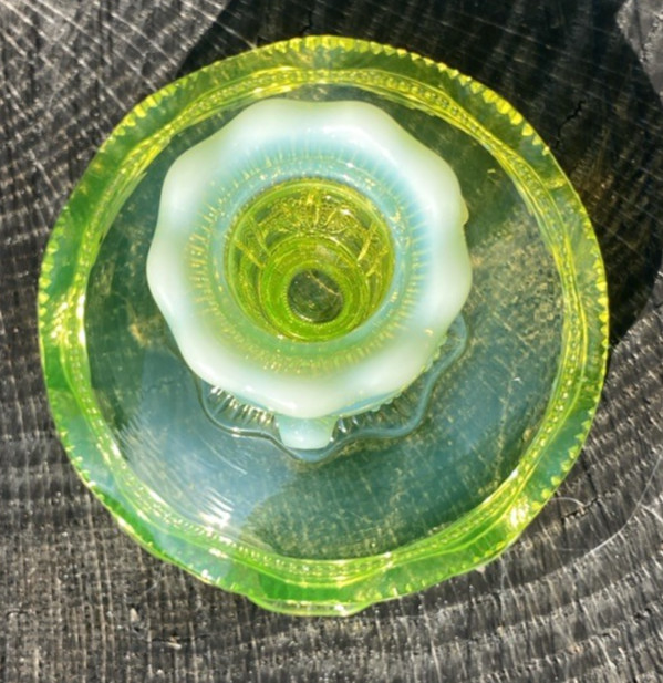 Single Vintage Fenton Cactus Opalescent Vaseline Candlestick