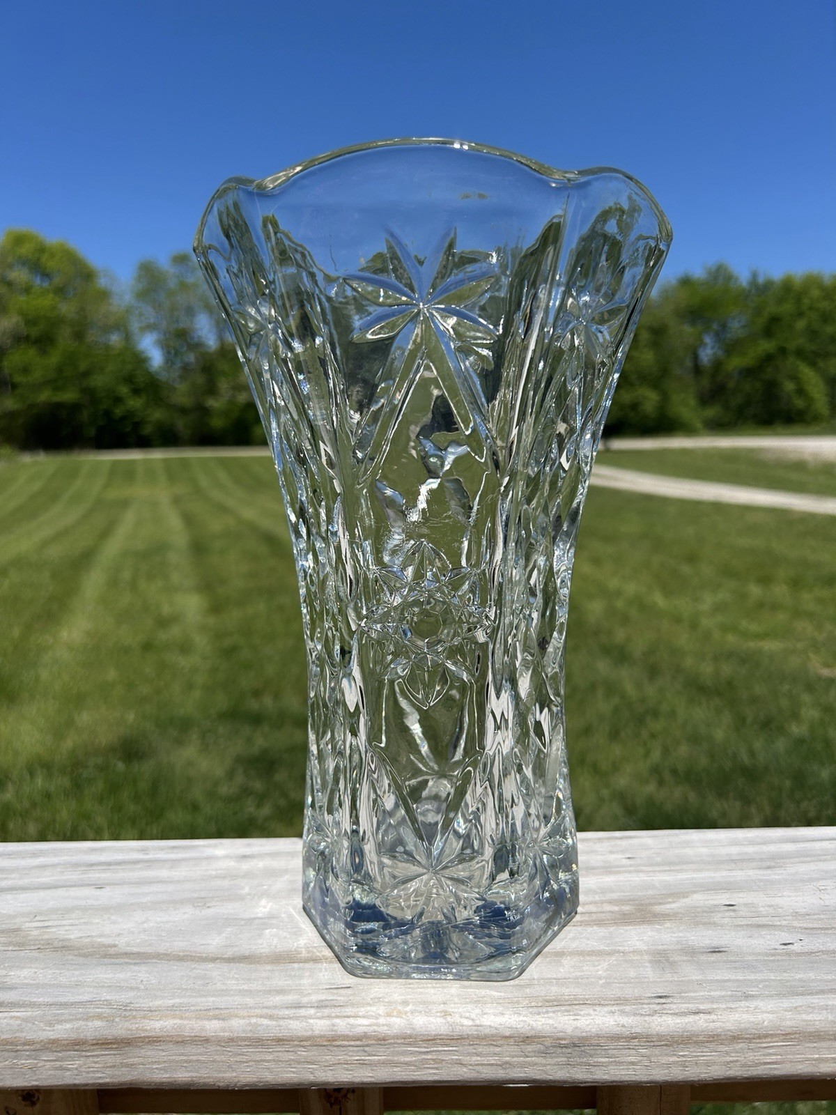 Vintage Anchor Hocking Prescut Clear Glass Vase EAPC Star of David 10.5″ tall